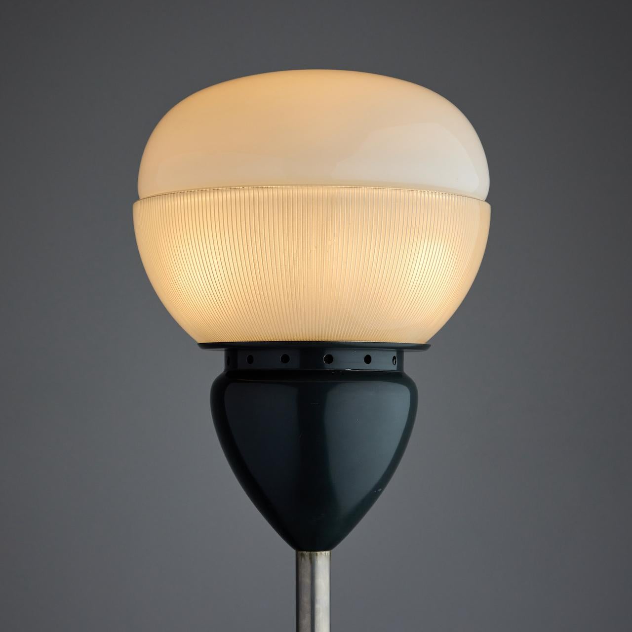 Mid-Century Modern Rare Floor by Sergio Mazza for Artemide For Sale