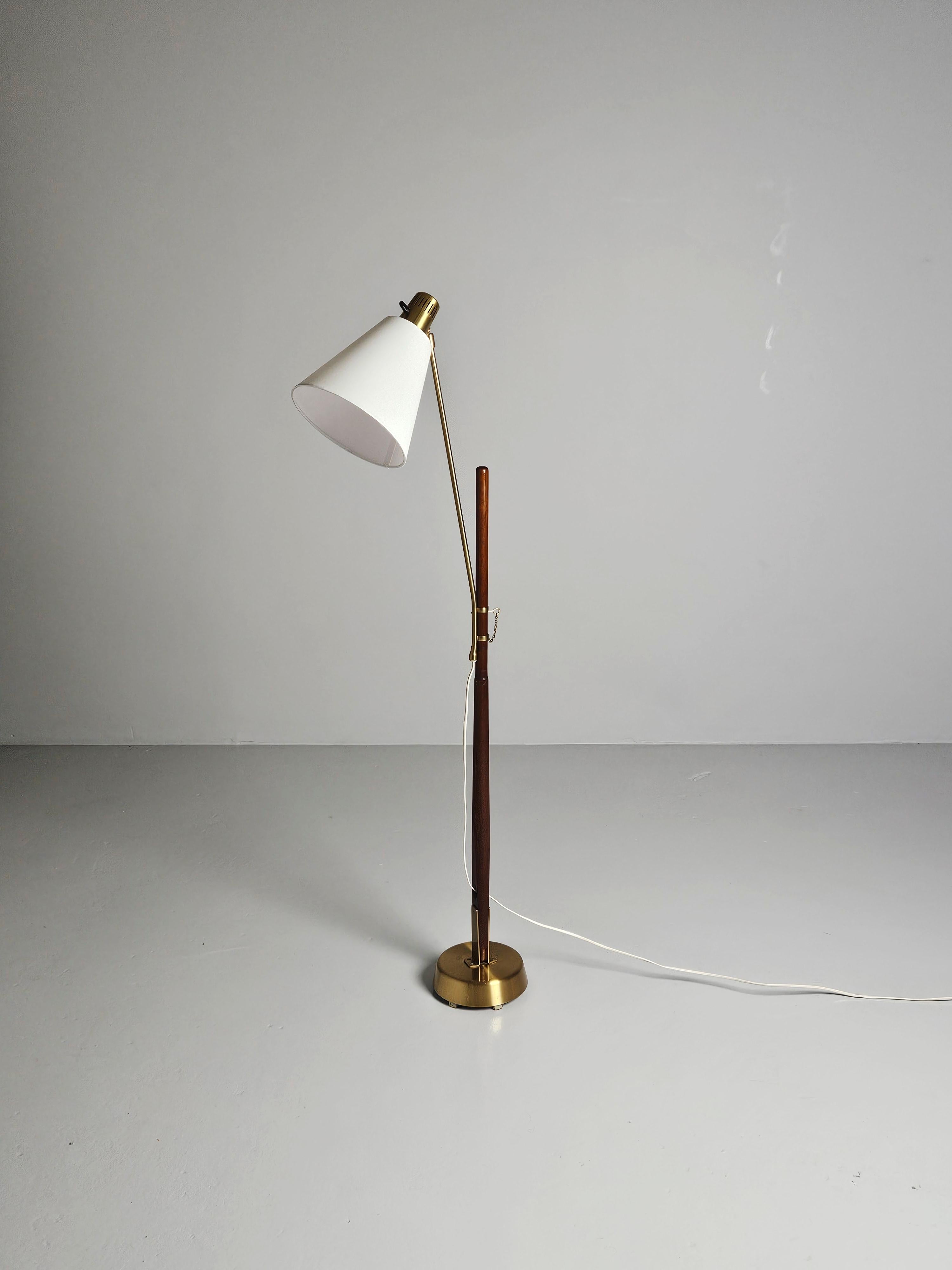Rare lampadaire '539' par Hans Bergström pour Ateljé Lyktan, Suède, années 1950 en vente 4