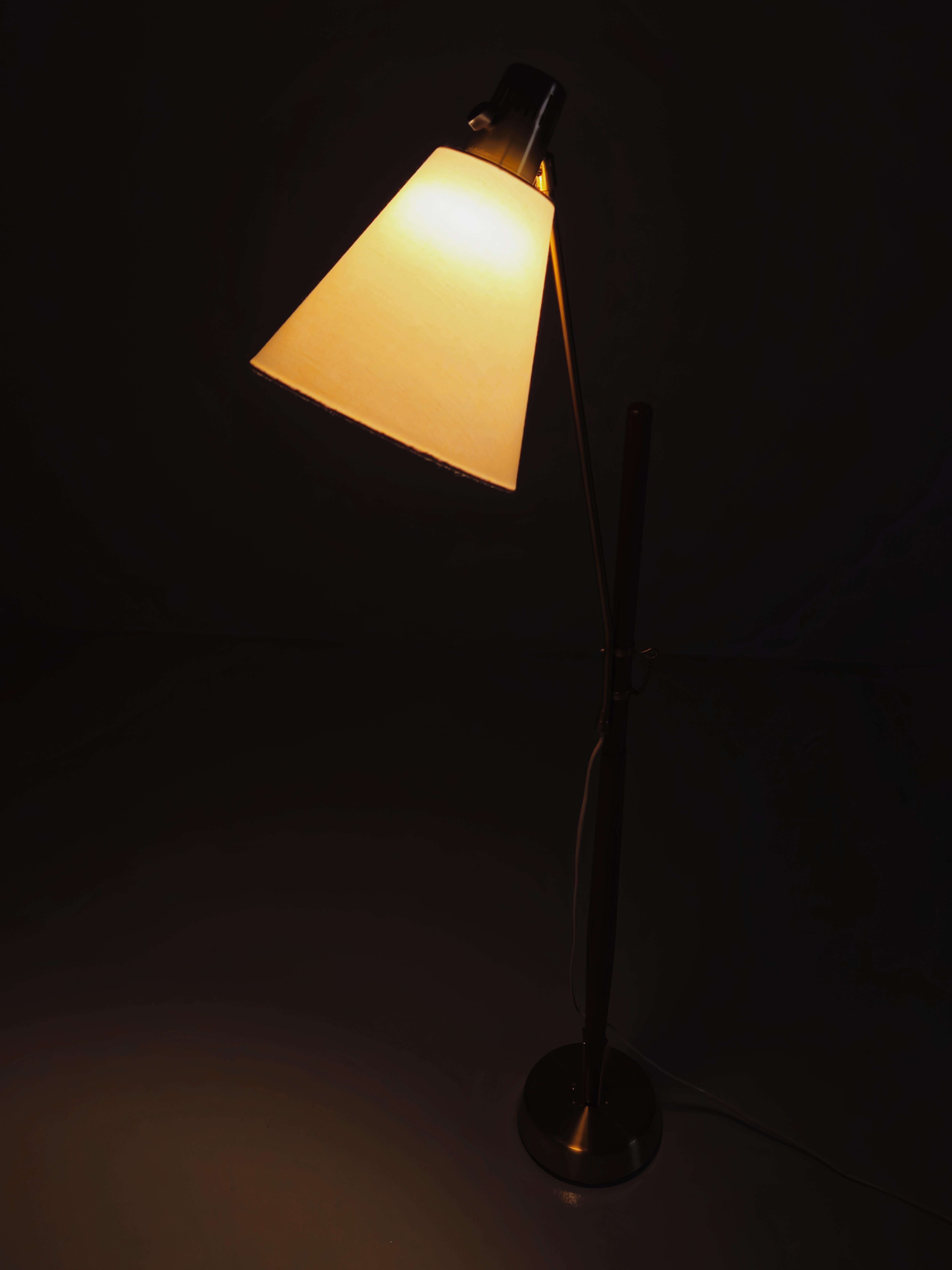 Swedish Rare floor lamp '539' by Hans Bergström for Ateljé Lyktan, Sweden, 1950s For Sale