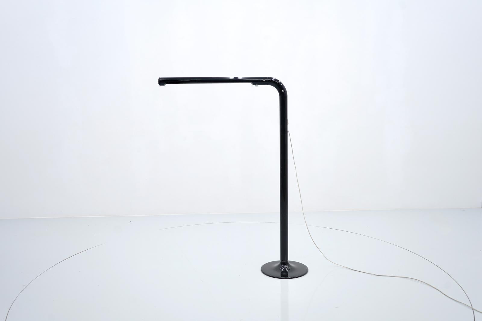Rare floor lamp by Anders Pehrson for Ateljé Lyktan 1970s
Good condition.

 
Details:

Creator: Anders Pehrson (Designer) Ateljé Lyktan (Maker)
Period: 1970s
Color: brown
Style: Mid-Century Modern
Place of Origin: Sweden
Dimensions: