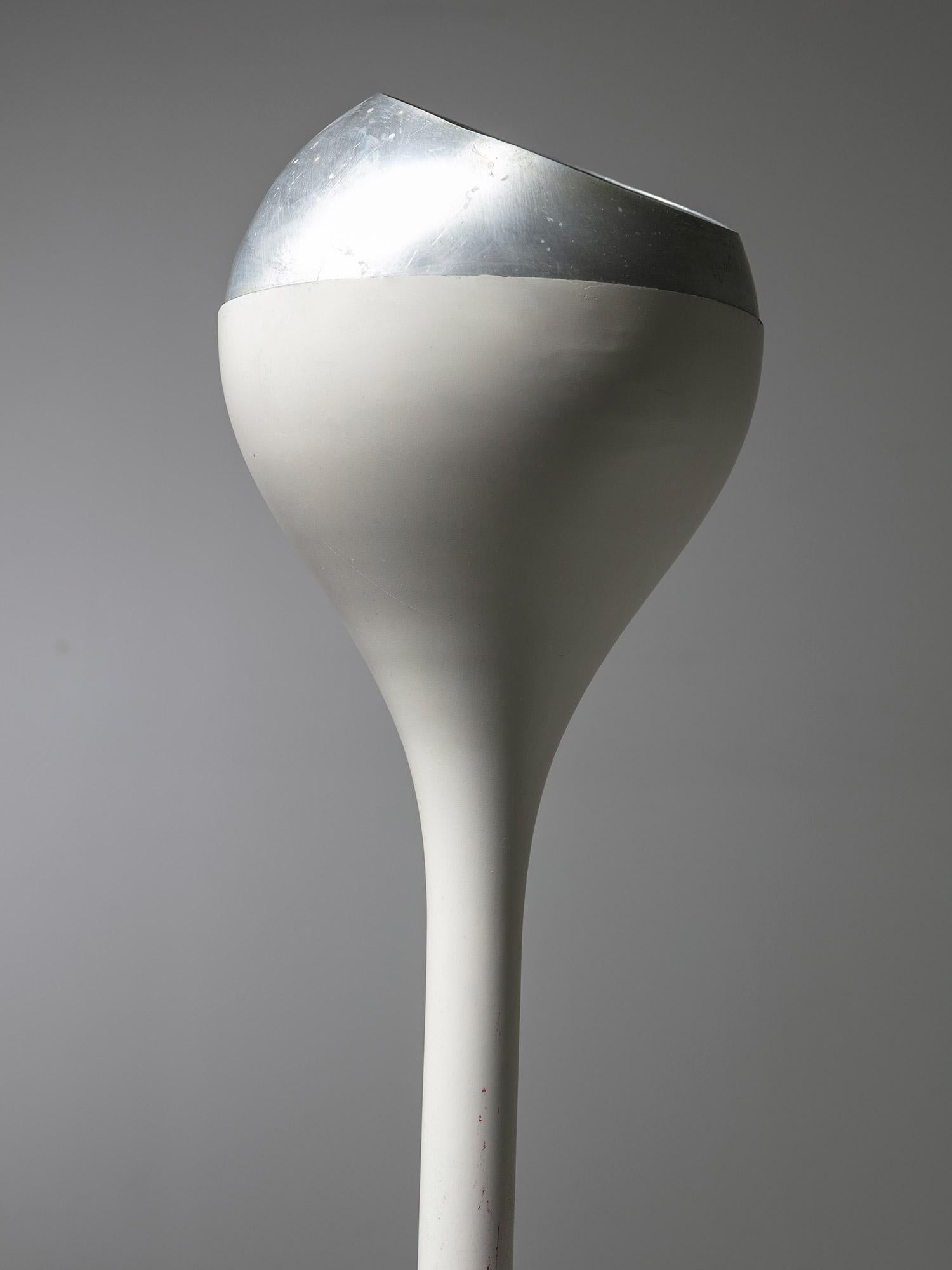 Ottone Lampada da terra rara di Angelo Lelii per Arredoluce in vendita