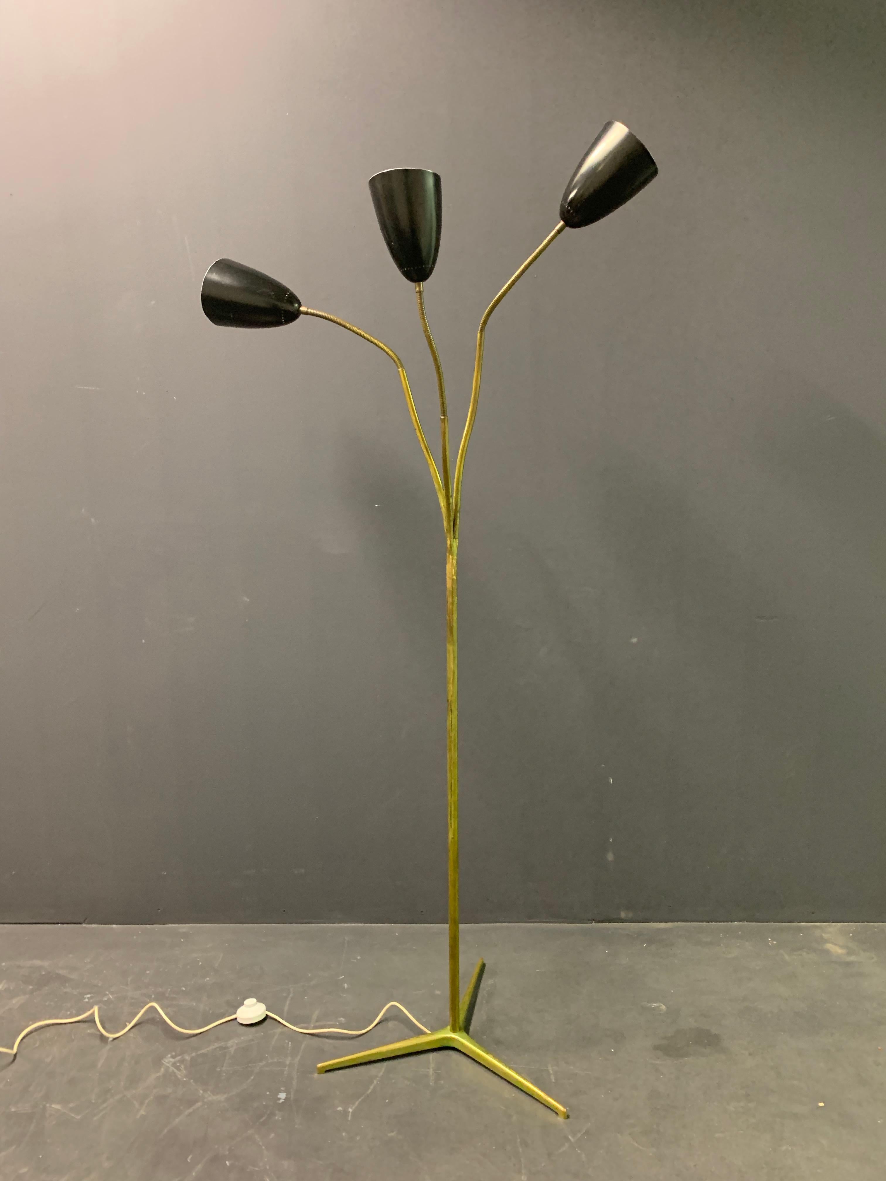 Rare Floor Lamp by Giuseppe Ostuni for O-Luce For Sale 6