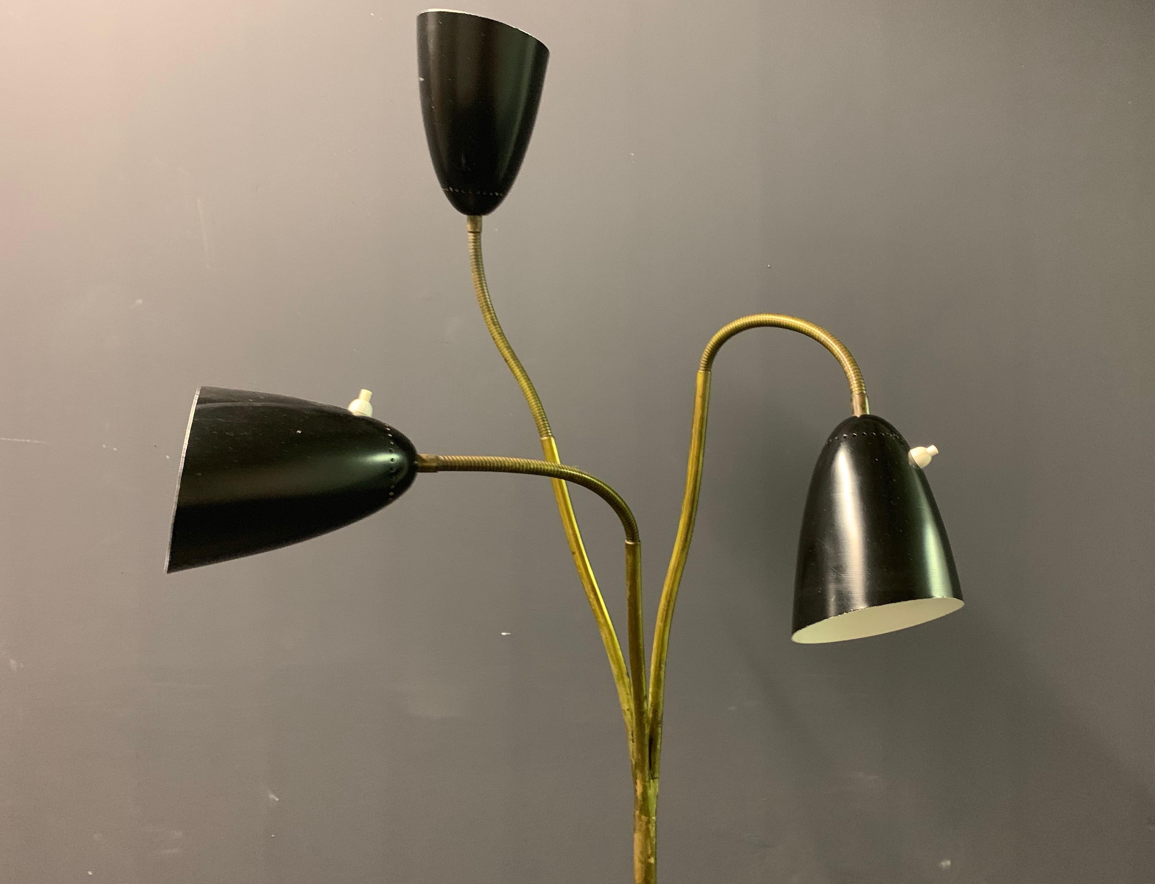 Rare Floor Lamp by Giuseppe Ostuni for O-Luce In Good Condition For Sale In Munich, DE