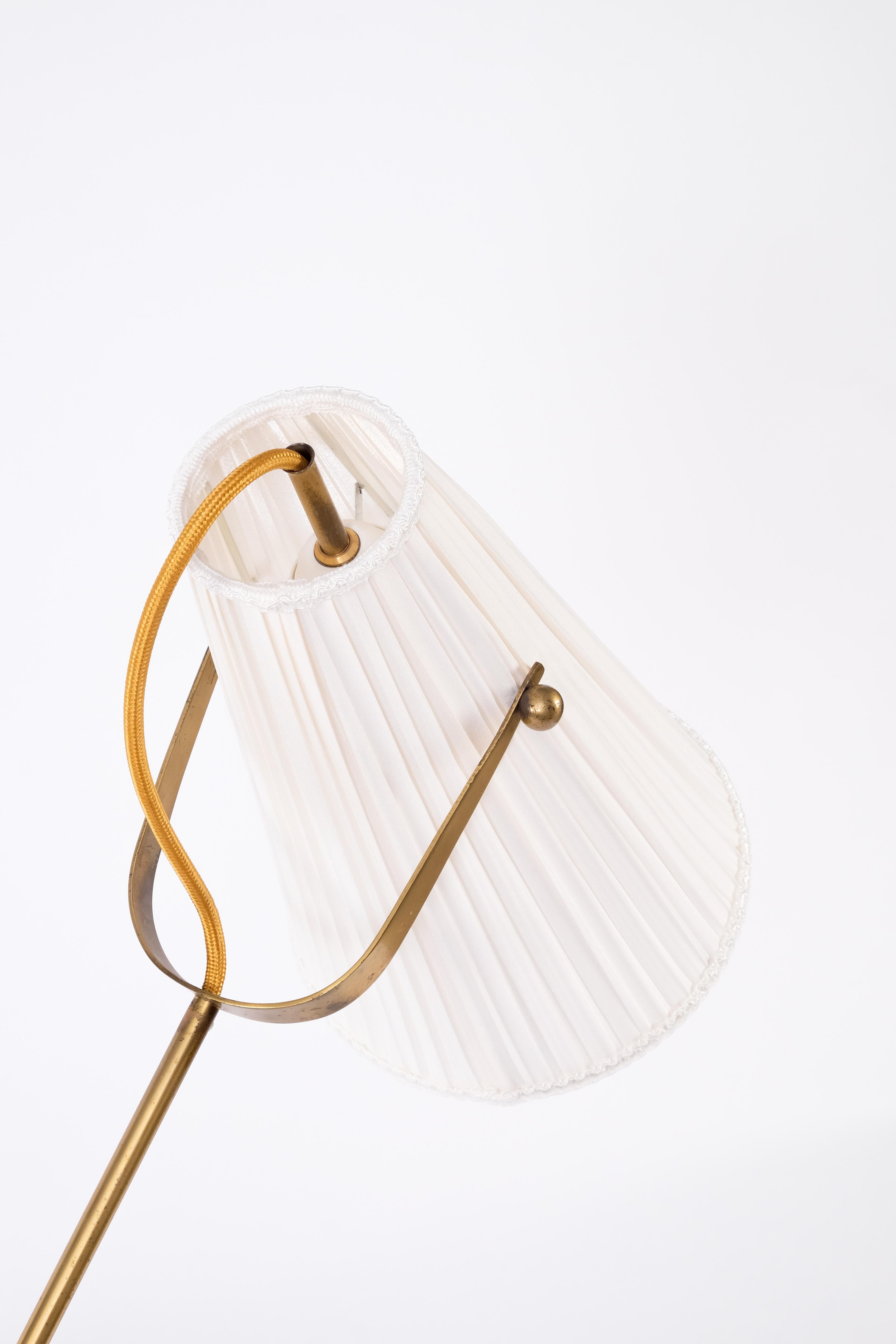 Scandinavian Modern Rare Floor Lamp by Hans Bergström, Ateljé Lyktan, 1950s For Sale