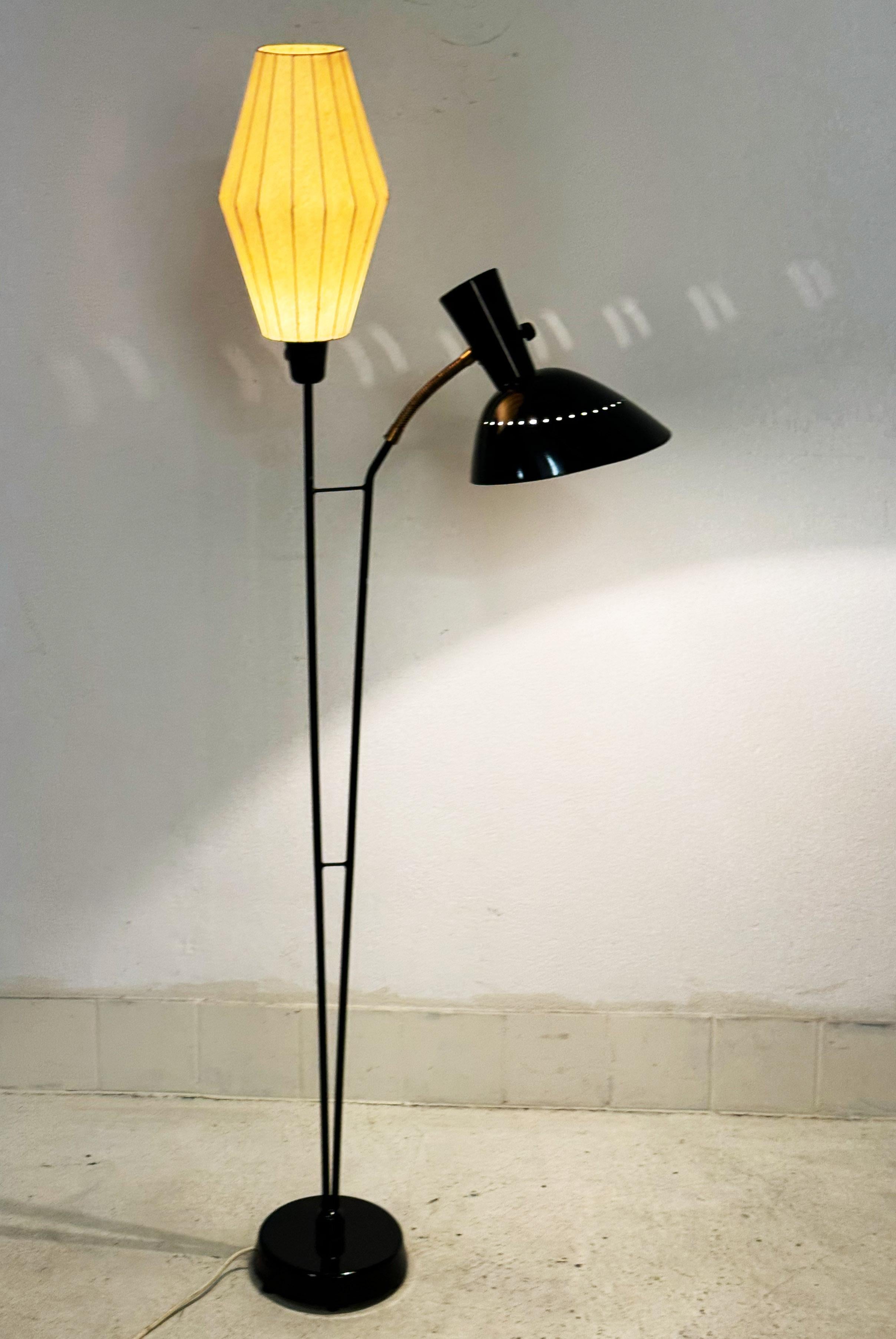 Rare Floor Lamp by Hans Bergström for Ateljé Lyktan from the 1950s For Sale 3