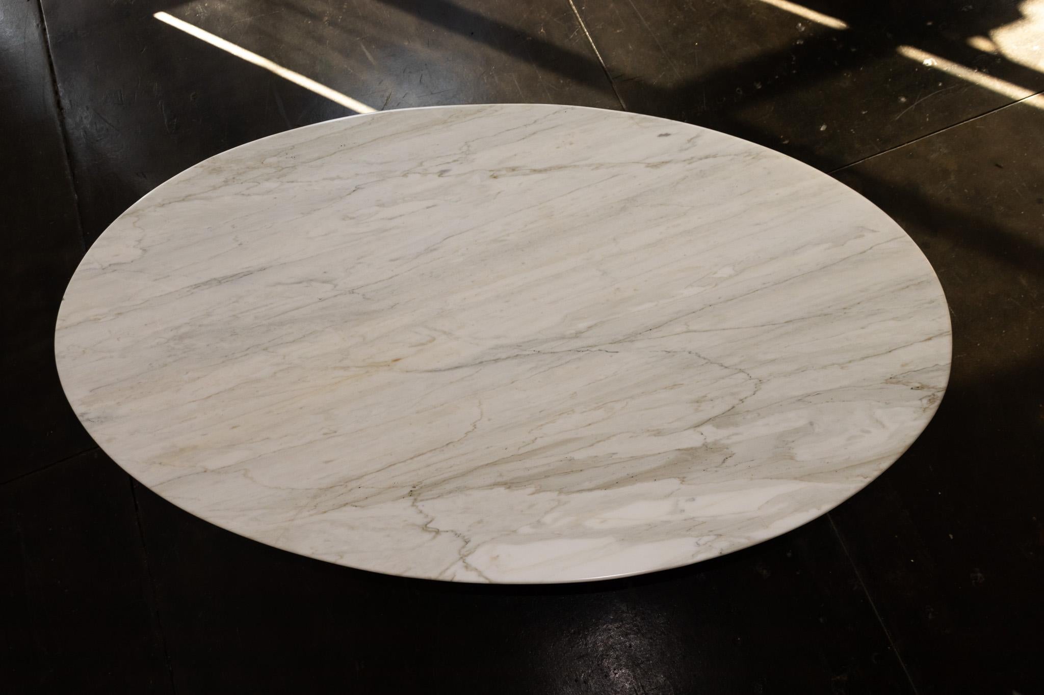 Rare table de salle à manger Florence Knoll pour Roche Bobois, France, années 1960 Excellent état - En vente à Sylacauga, AL