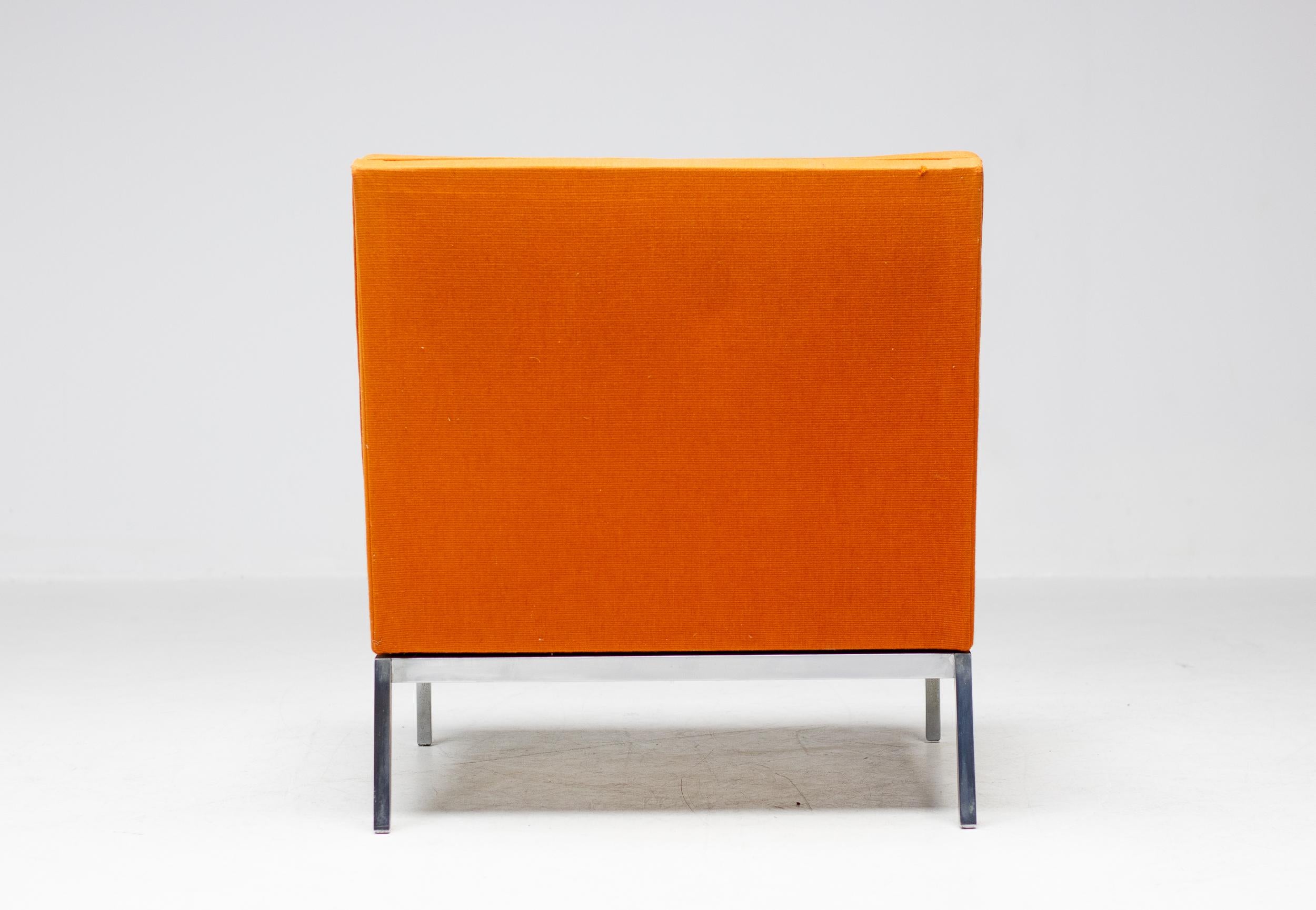 Fabric Rare Florence Knoll Model 65 Slipper Lounge Chair, 1956 For Sale