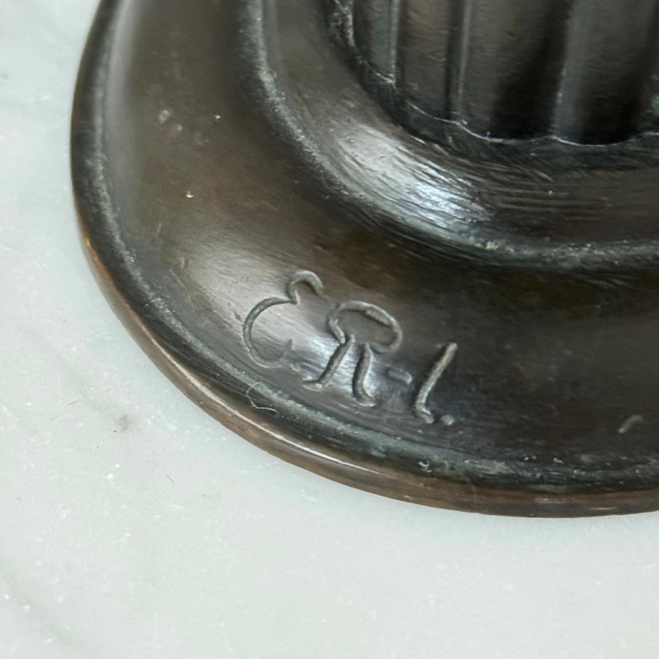 Raro vaso scanalato in bronzo Art Deco con. Inserto traforato di Otto Meyer. Svezia, anni '20 in vendita 12