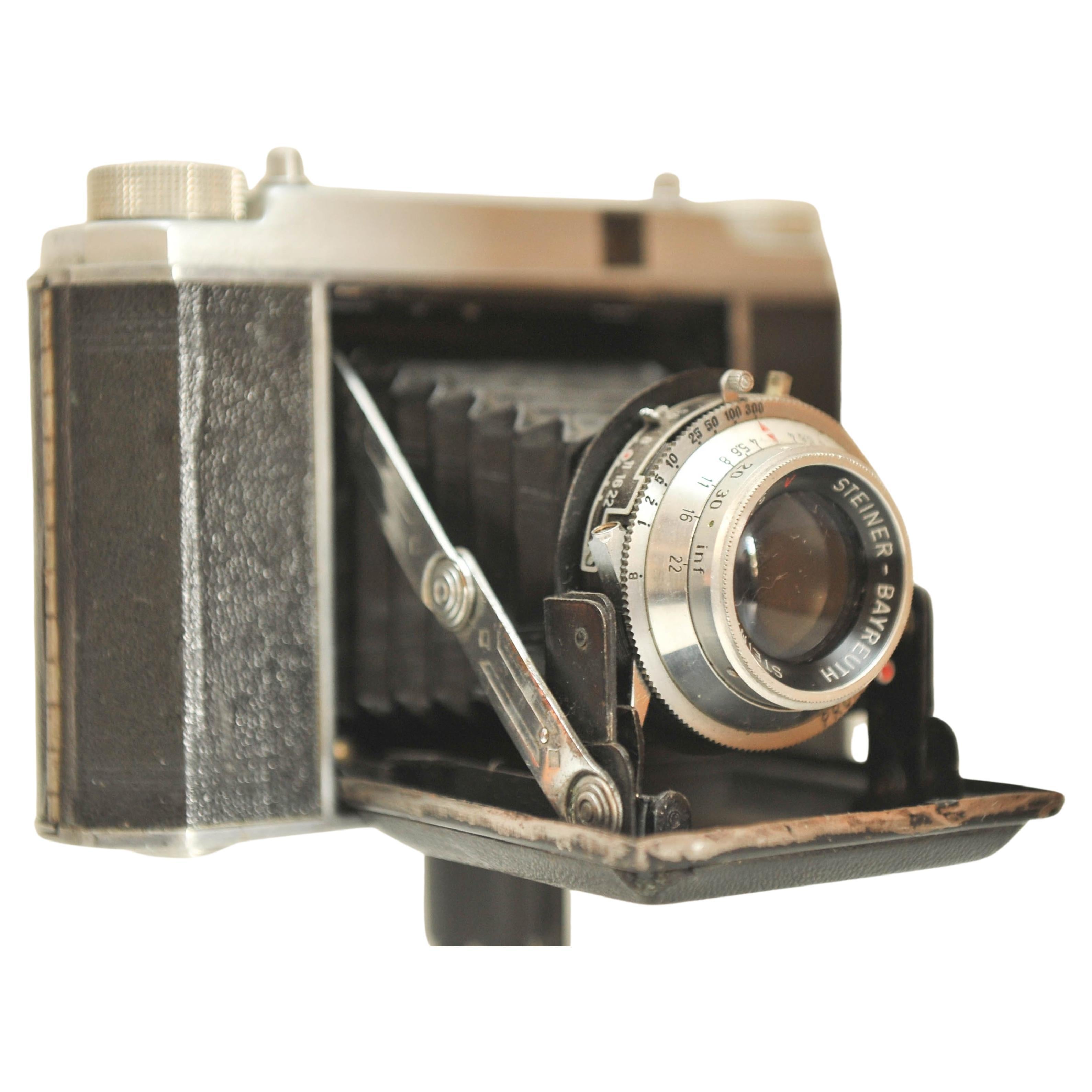 Rare Foitzik Trier Unca 120 Roll Film Bellow Camera Made in Germany 1952  For Sale