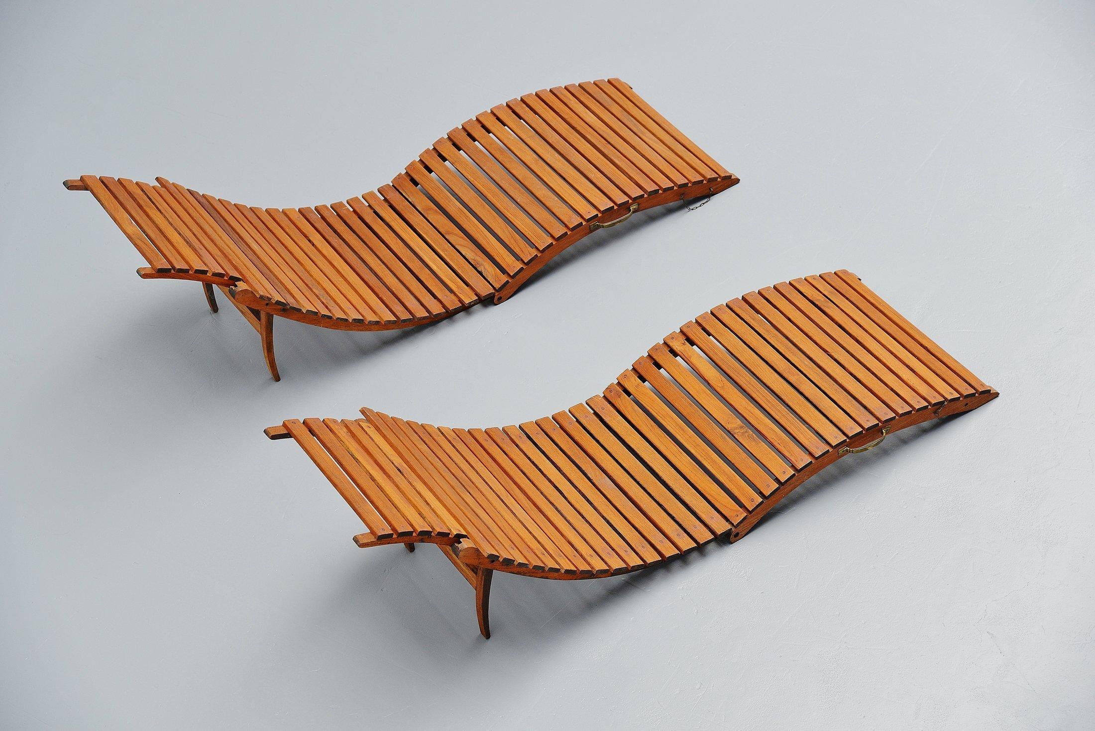 Rare Foldable Garden Slat Chairs, France, 1950 im Zustand „Gut“ in Roosendaal, Noord Brabant