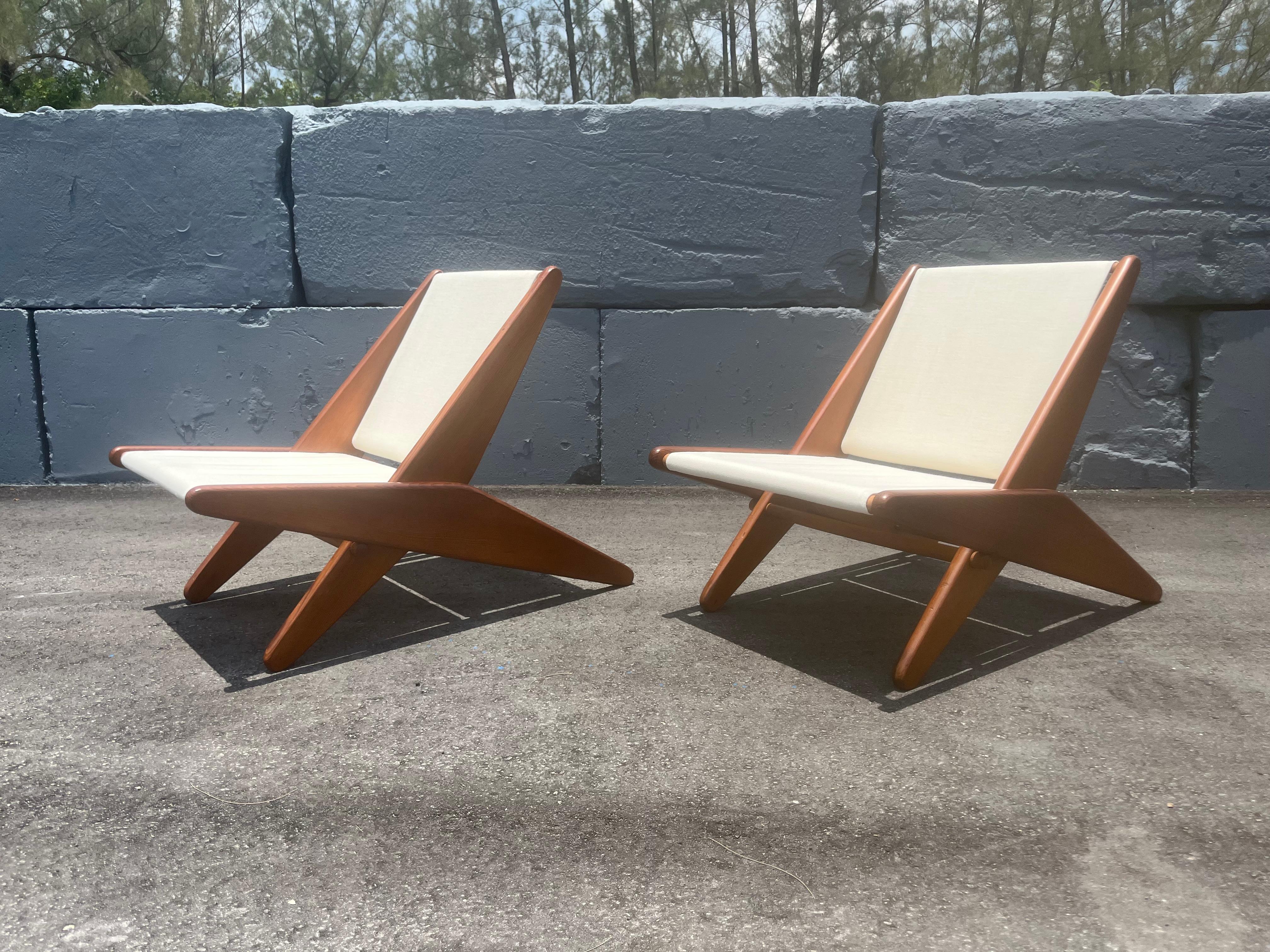 Rare sedie a forbice pieghevoli di Ficks Reed C. 1950, rivestimento in lino beige nuovo, legno di abete.