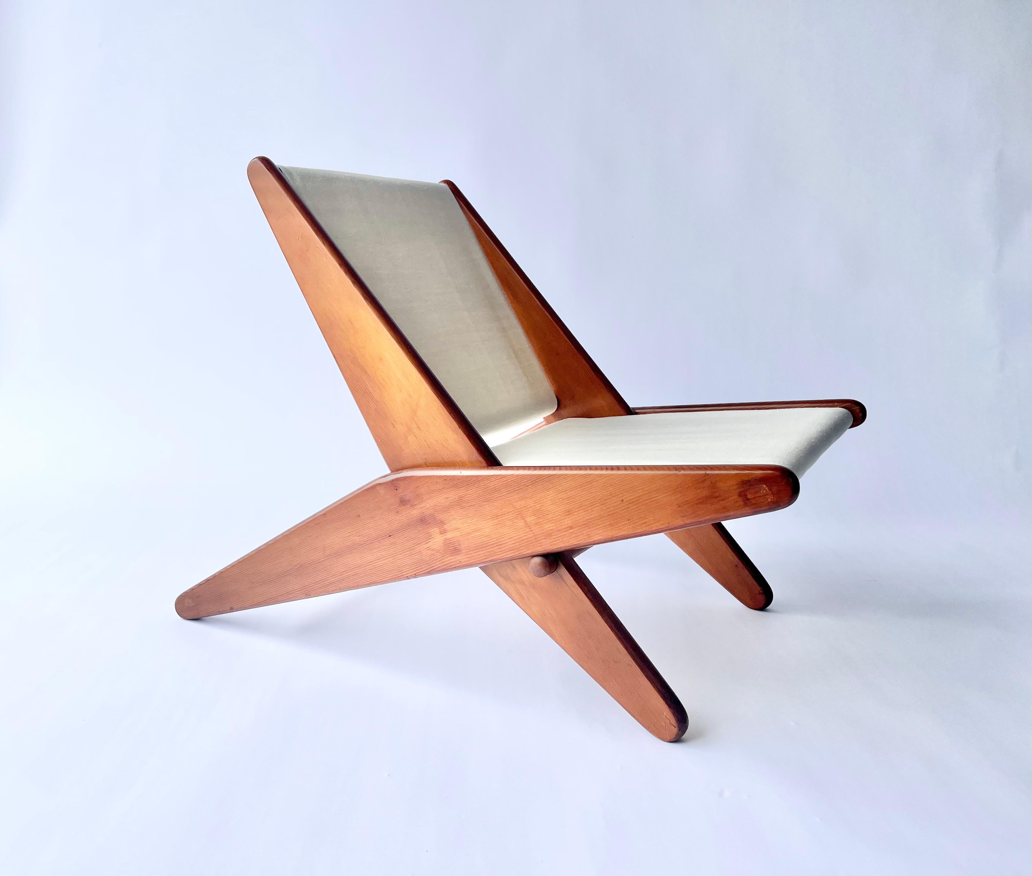 Rare Folding Scissor Chairs by Ficks Reed C. 1950, Linen, Fir (amerikanisch) im Angebot