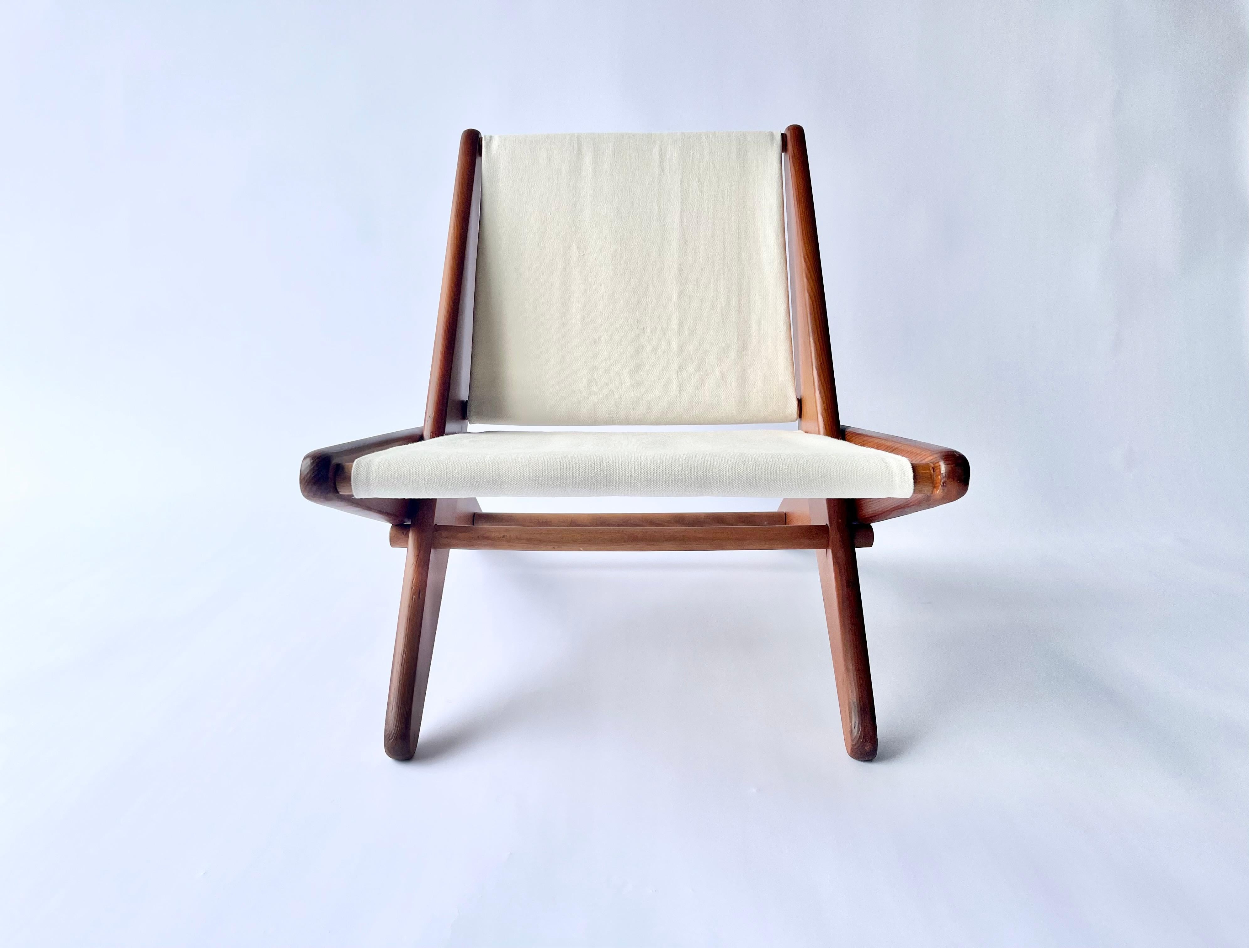 Rare Folding Scissor Chairs by Ficks Reed C. 1950, Linen, Fir (Stoff) im Angebot