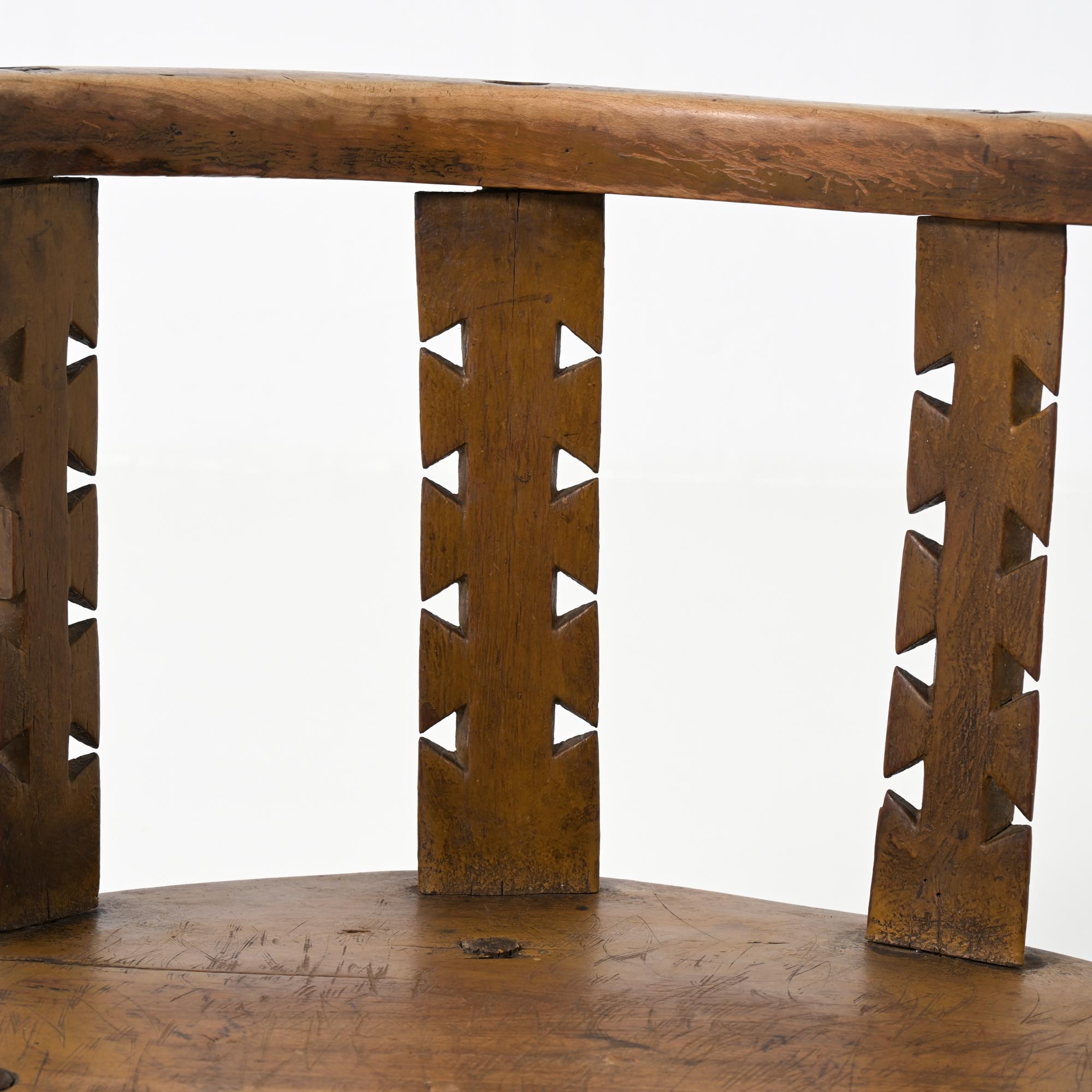 Rara silla de arte popular en venta 4