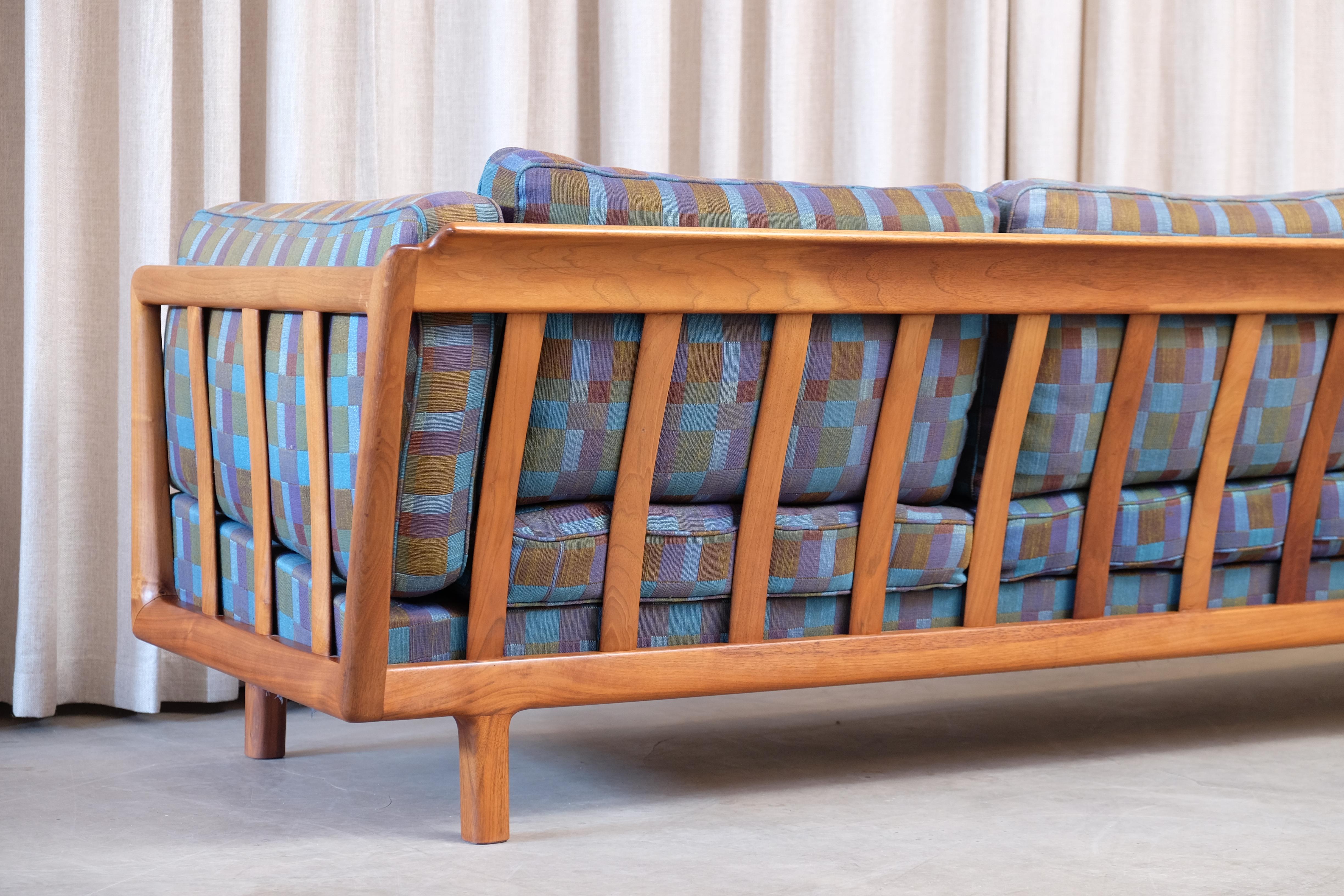 Walnut Åke Nilsson 'Roma' sofa by DUX, Sweden, 1960s For Sale