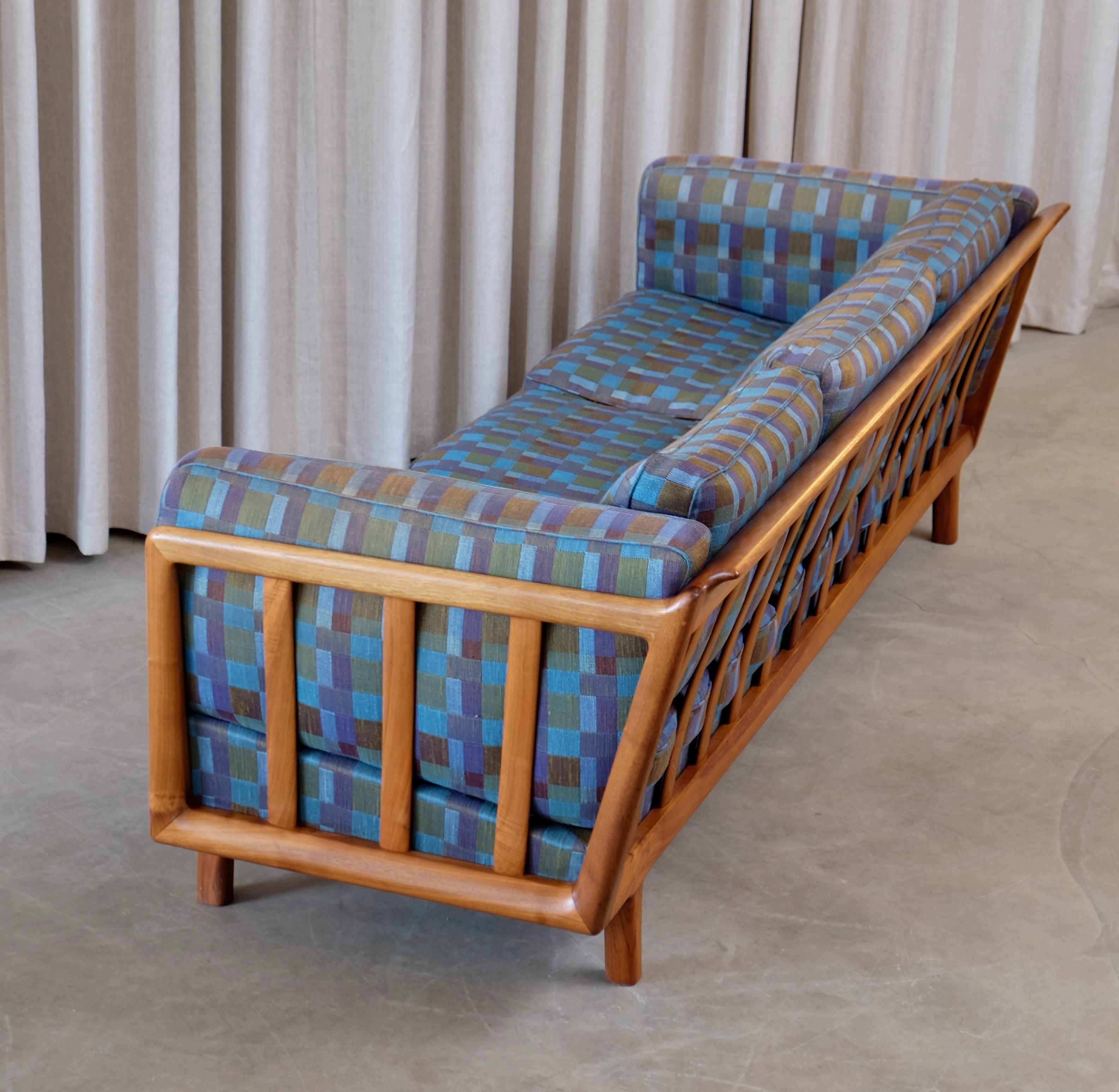 Åke Nilsson 'Roma' sofa by DUX, Sweden, 1960s For Sale 1