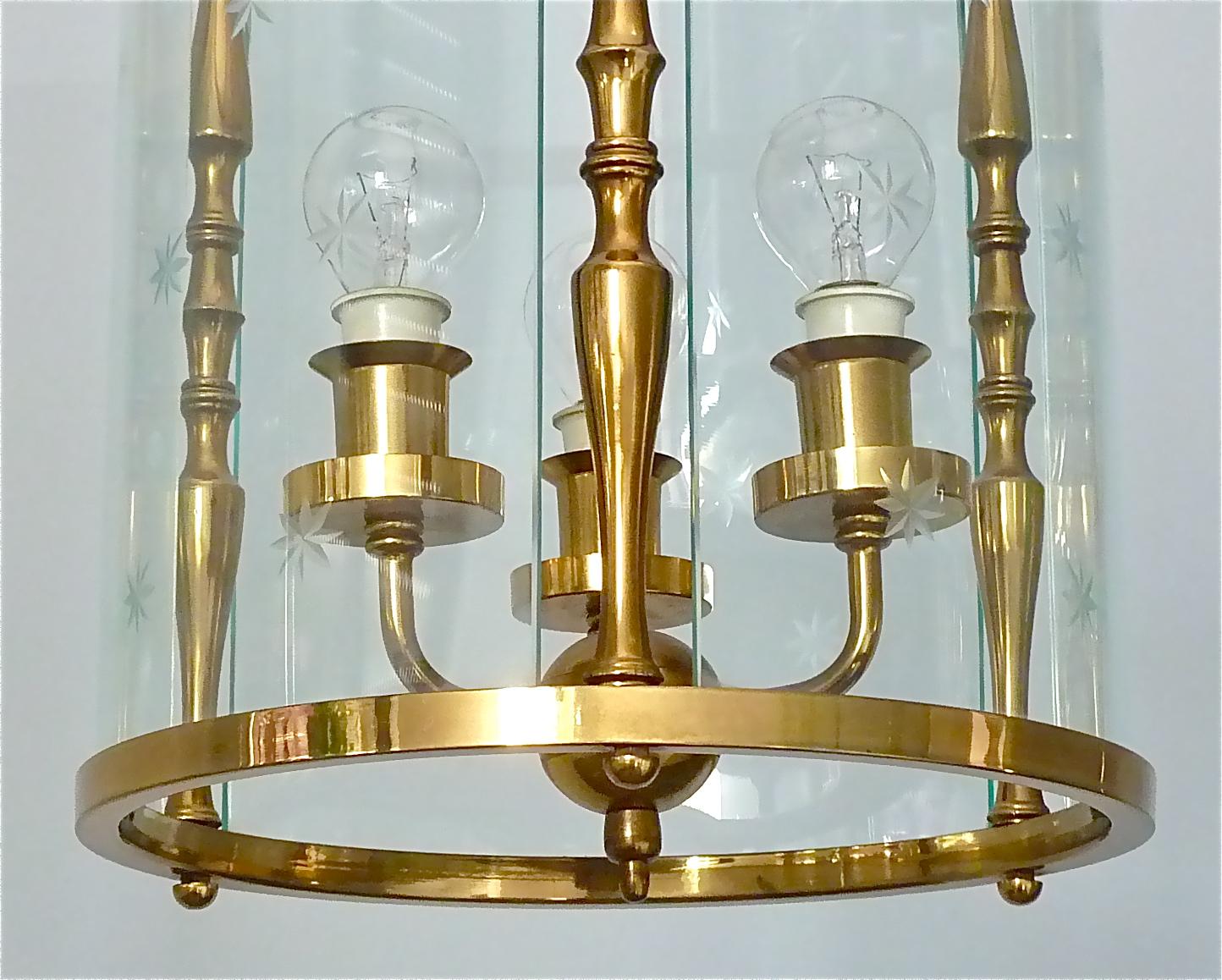 Mid-20th Century Rare Fontana Arte Pietro Chiesa Style Lantern Italian Lamp Brass Bent Glass 1950 For Sale