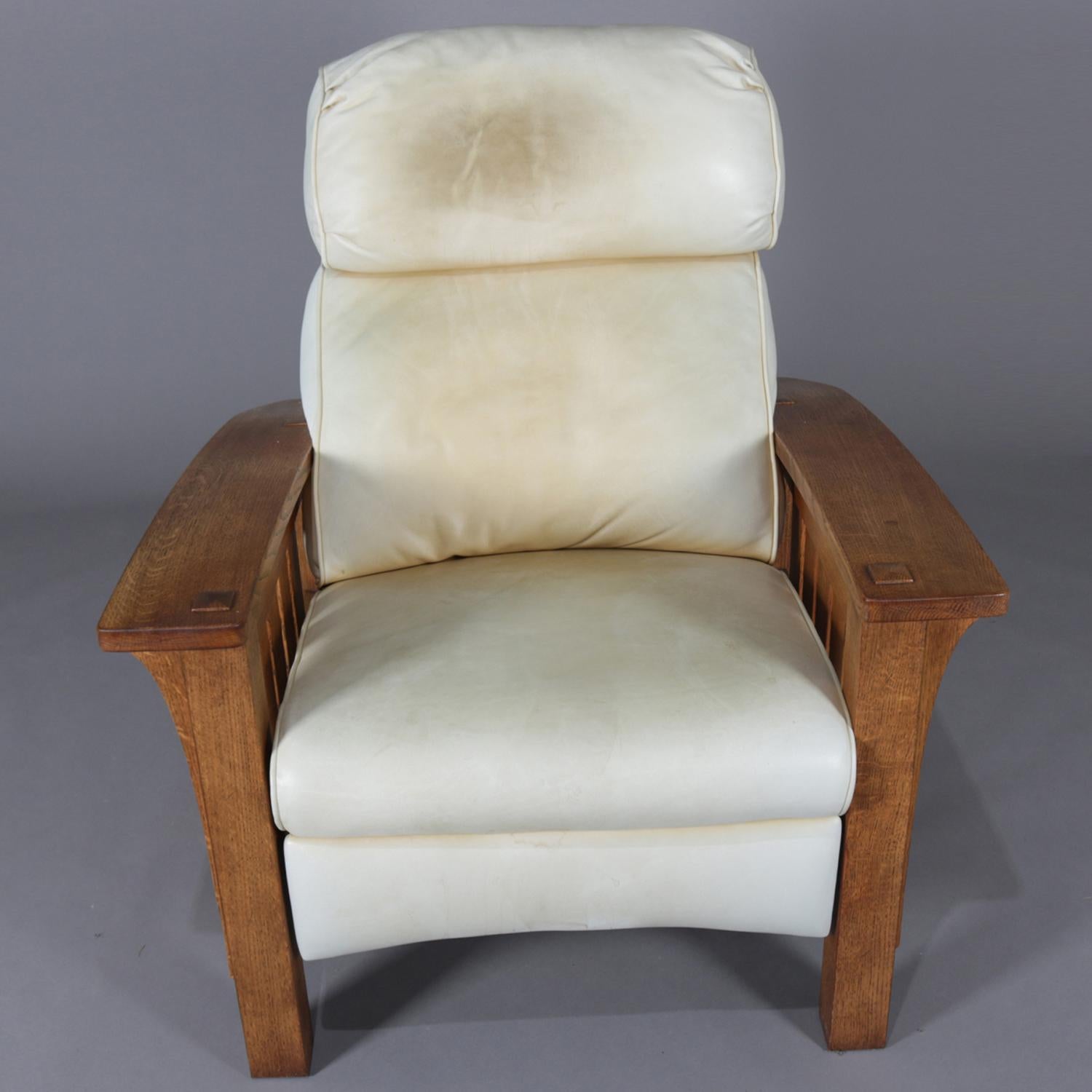 Rare Form Arts & Crafts Stickley Bros, Bow Arm Morris Chair Recliner, circa 1980 4