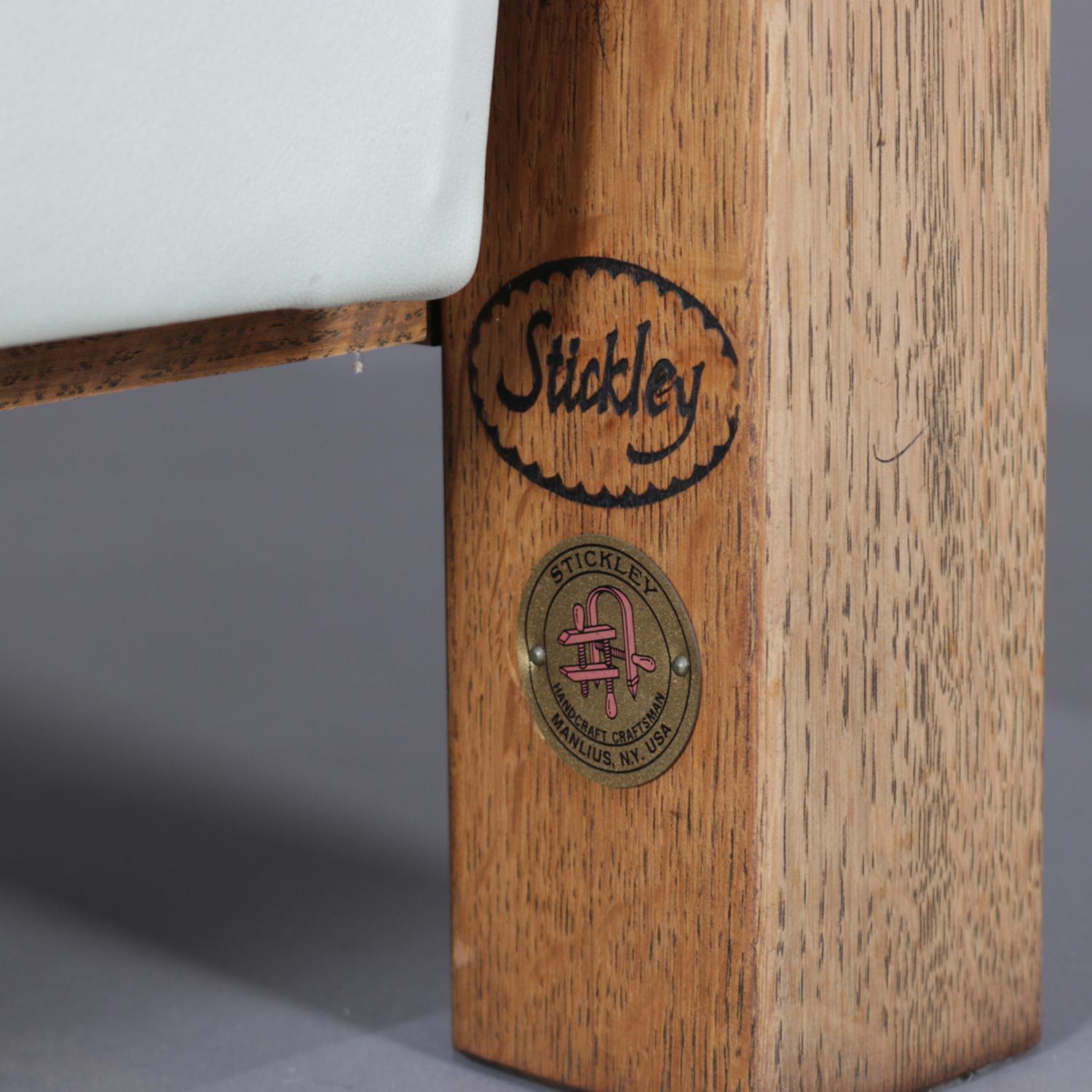 Seltene Form Arts & Crafts Stickley Bros:: Bow Arm Morris Chair Recliner:: ca. 1980 (20. Jahrhundert)