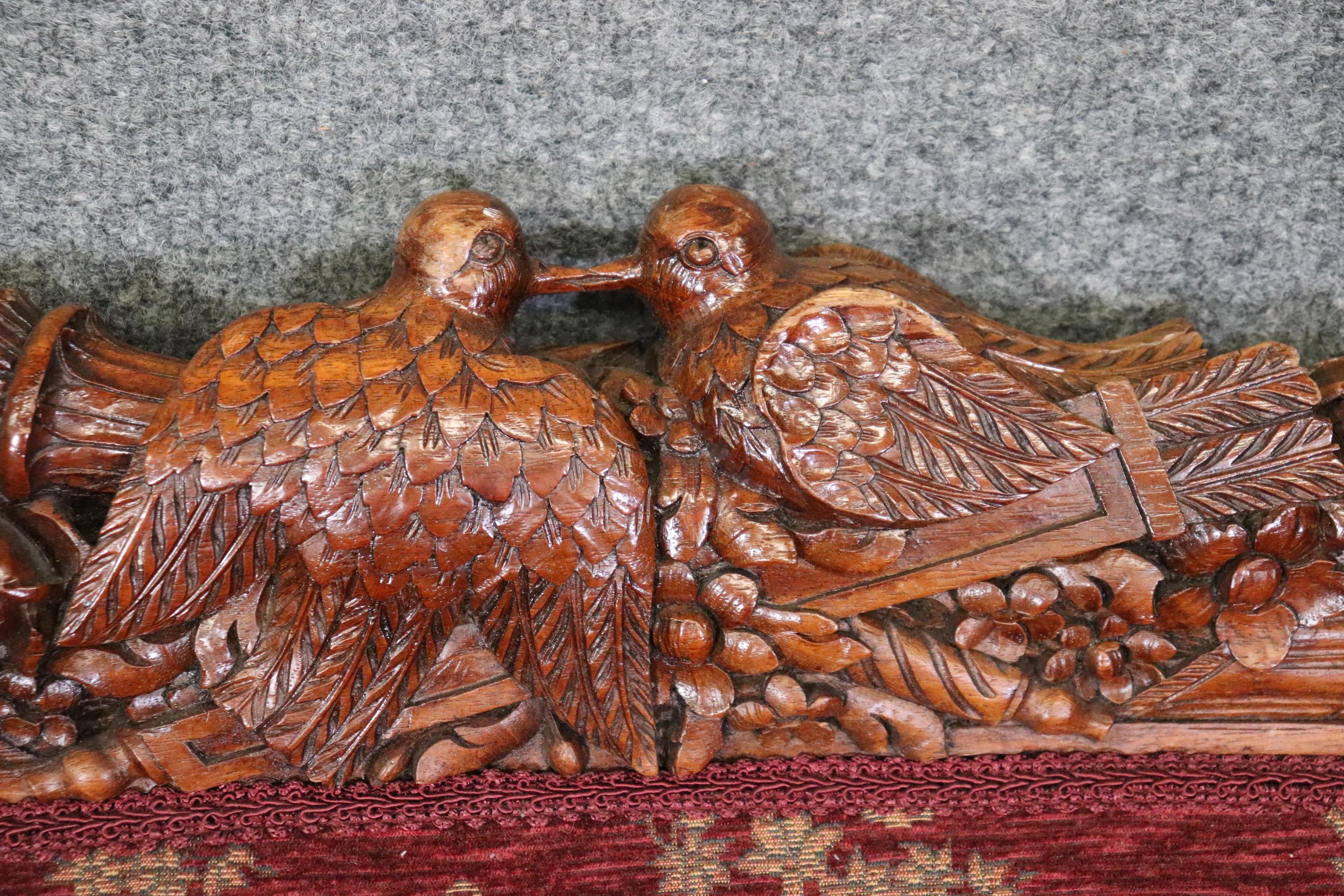 Walnut Rare form of French Louis XV Kissing Birds Carved To Death 1920s Sofa Settee