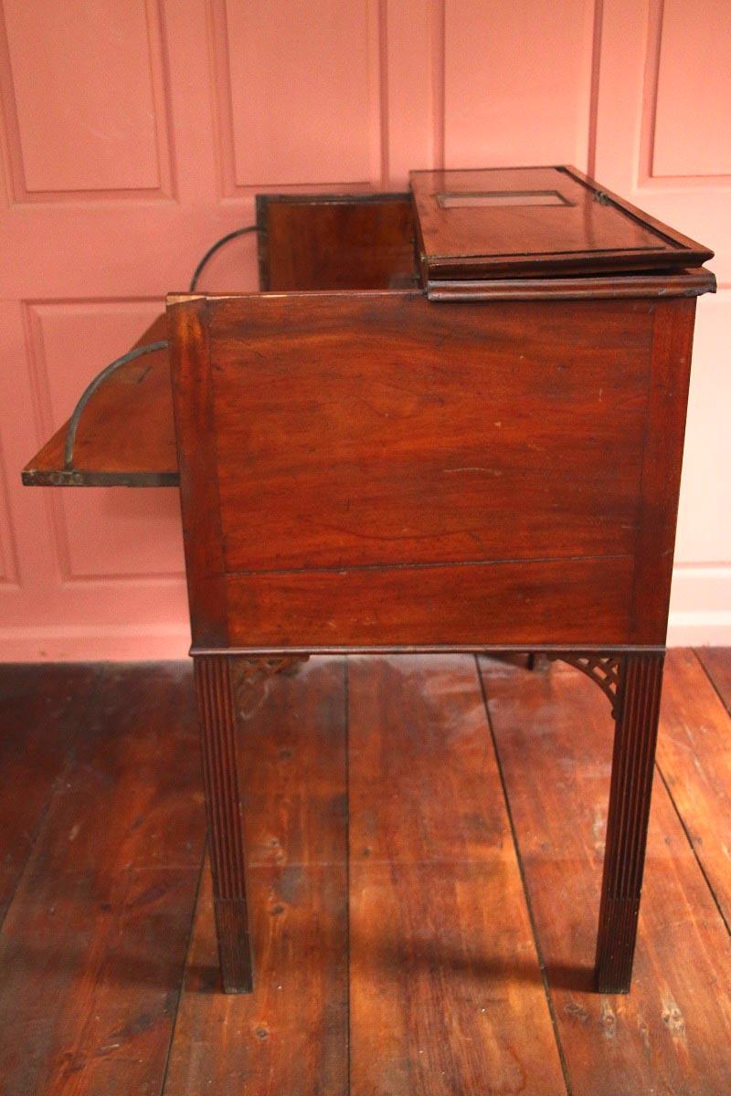 Rare Form Rhode Island Chippendale Mahogany Desk For Sale 11