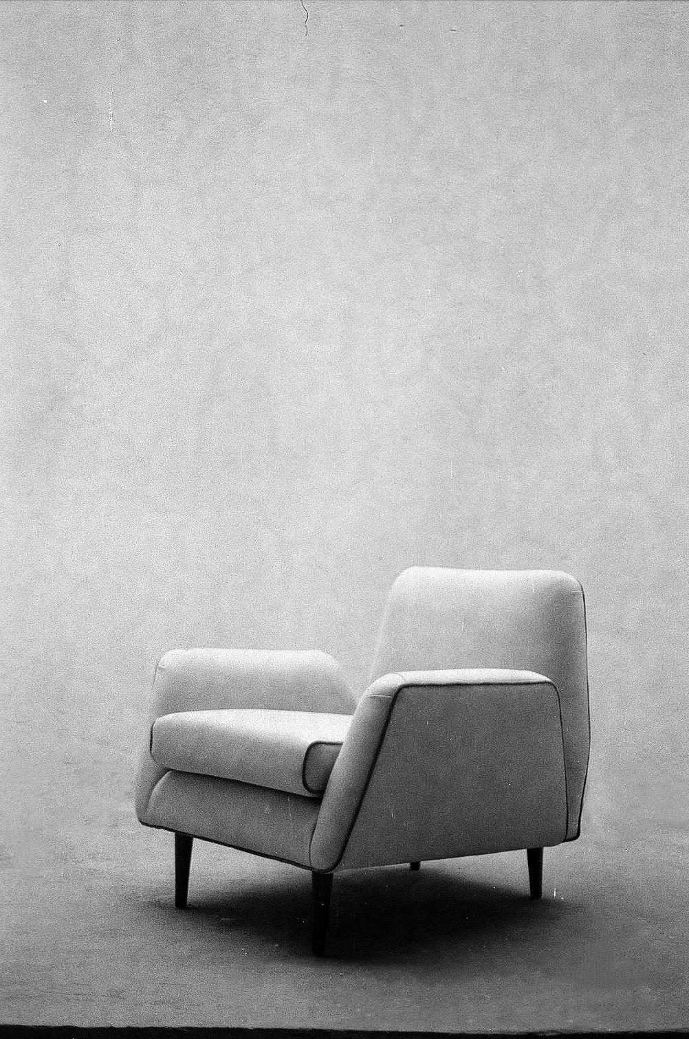 Seltene Forma-Sessel von Carlo Hauner und Martin Eisler, 1955 (Holz) im Angebot