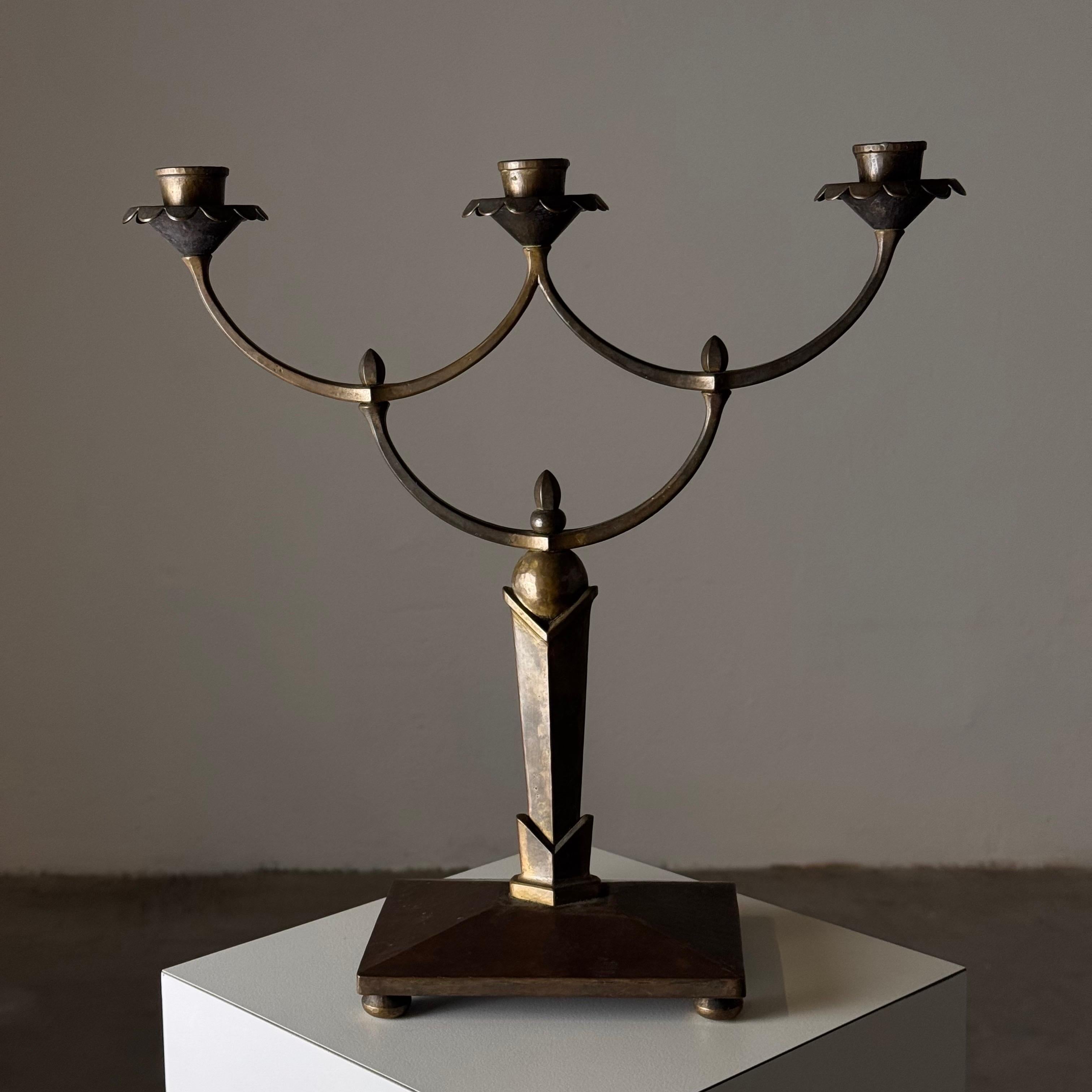 Raro candelabro secesionista de cuatro velas de R.S., Viena, 1900 Secesión de Viena en venta