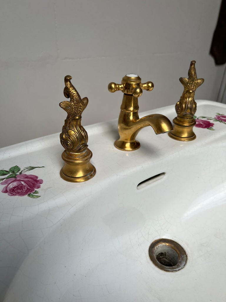 Rare France Limoges Porcelain & Bronze Bathroom Set Washbasin Mirror Pendant Etc For Sale 5