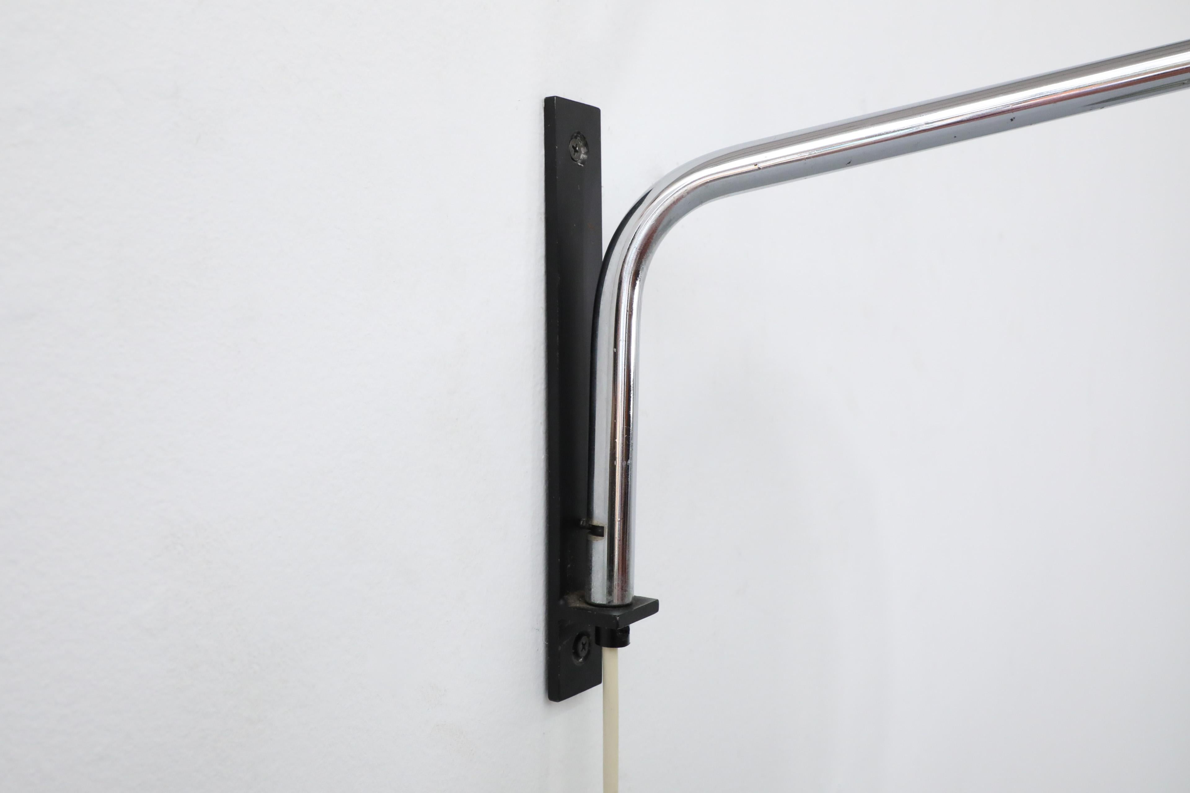 Frank Ligtelijn pour Raak Maxi Wall Lamp avec globe en verre soufflé fumé en vente 9