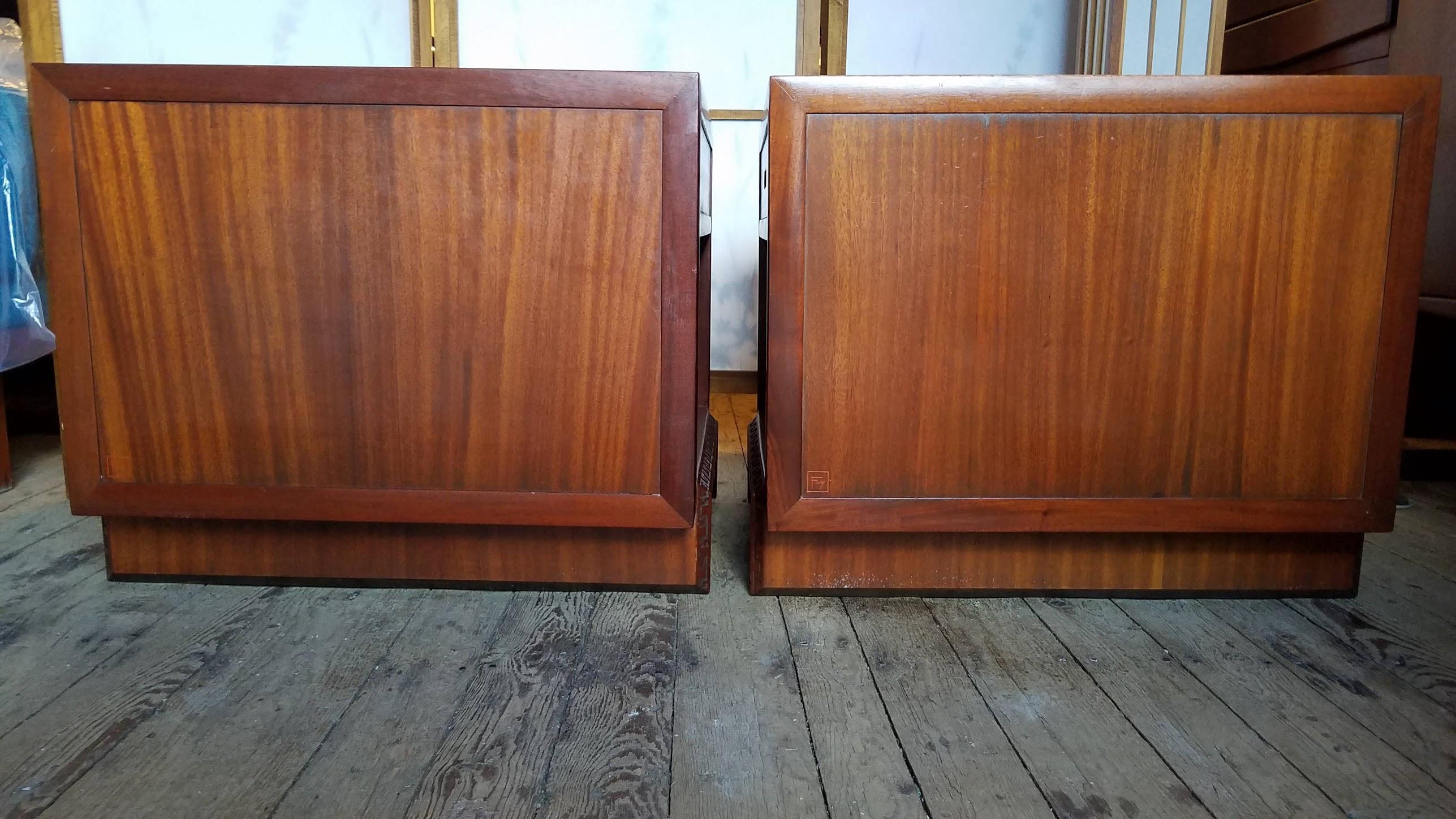 Rare Frank Lloyd Wright Pair of Mahogany End Tables/ Nightstands, Henredon, 1955 In Good Condition In Camden, ME