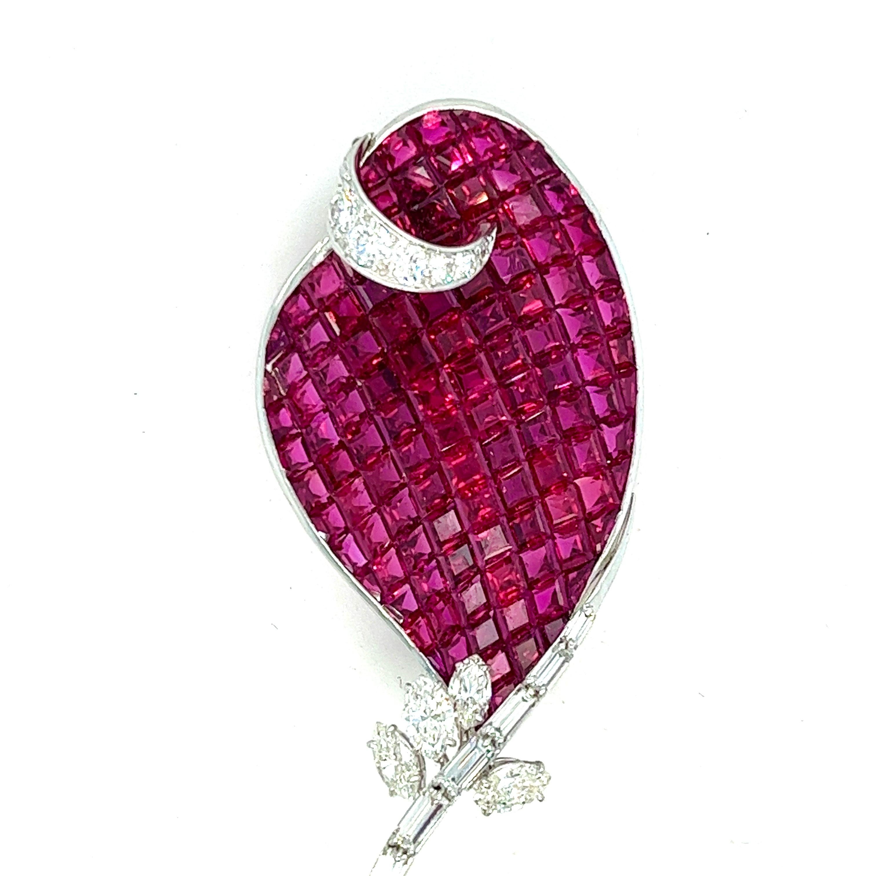Contemporary Rare FRED PARIS Mystery Ruby & Diamond Set Leaf Pin Pendant, France 18kt  For Sale