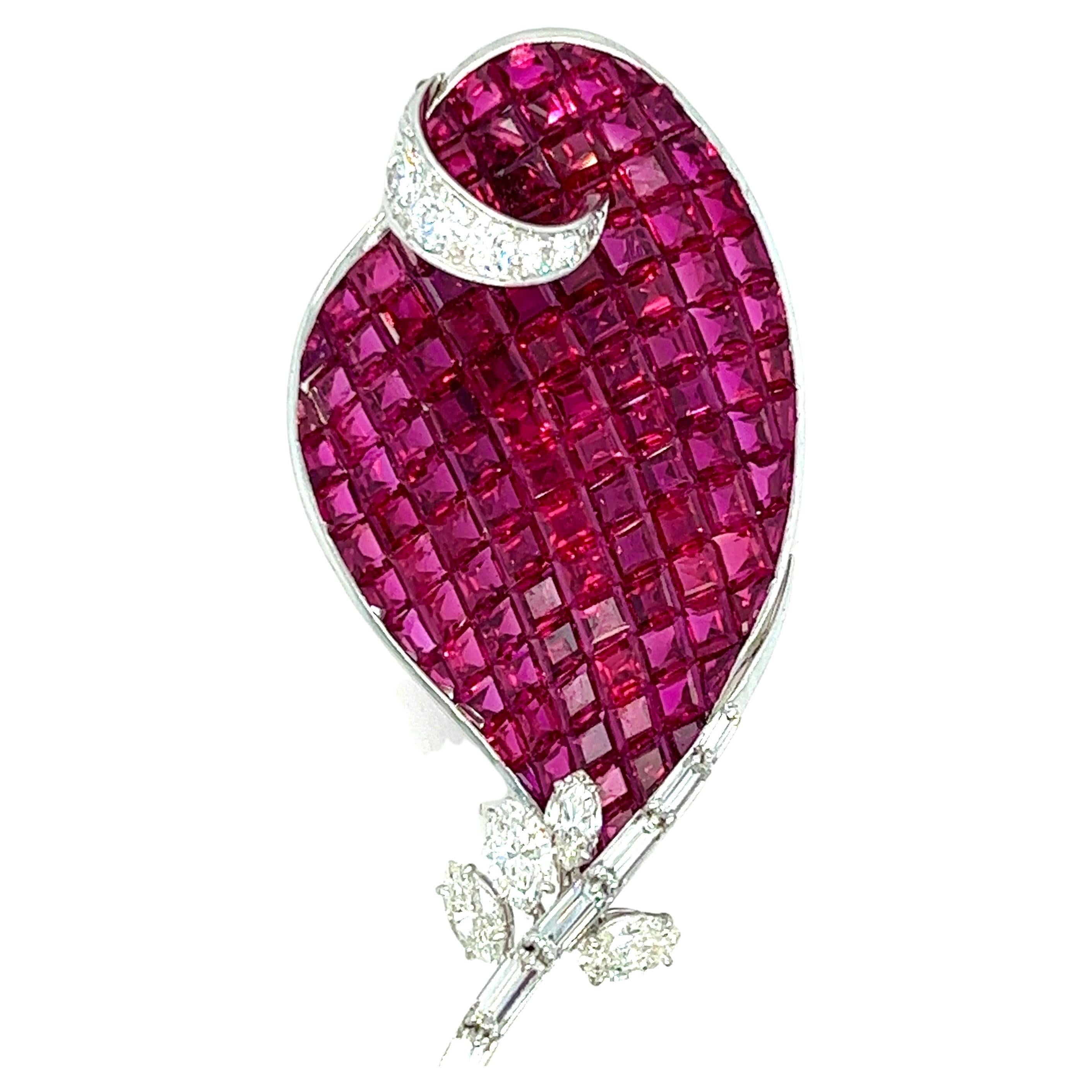 Rare FRED PARIS Mystery Ruby & Diamond Set Leaf Pin Pendant, France 18kt  For Sale
