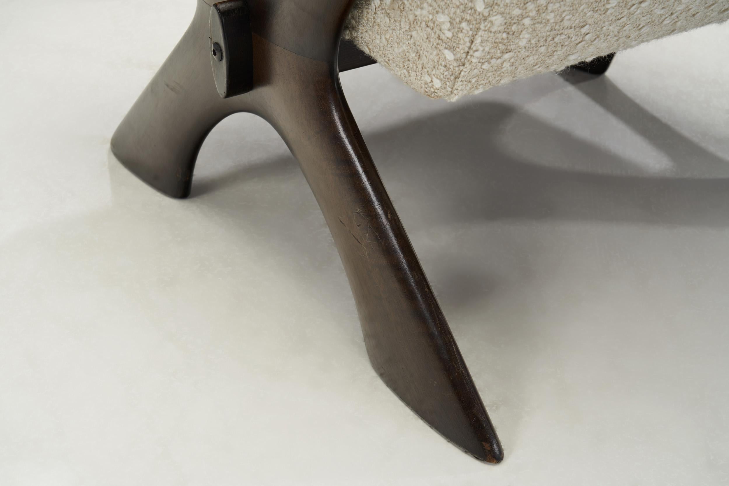 Rare paire de fauteuils 