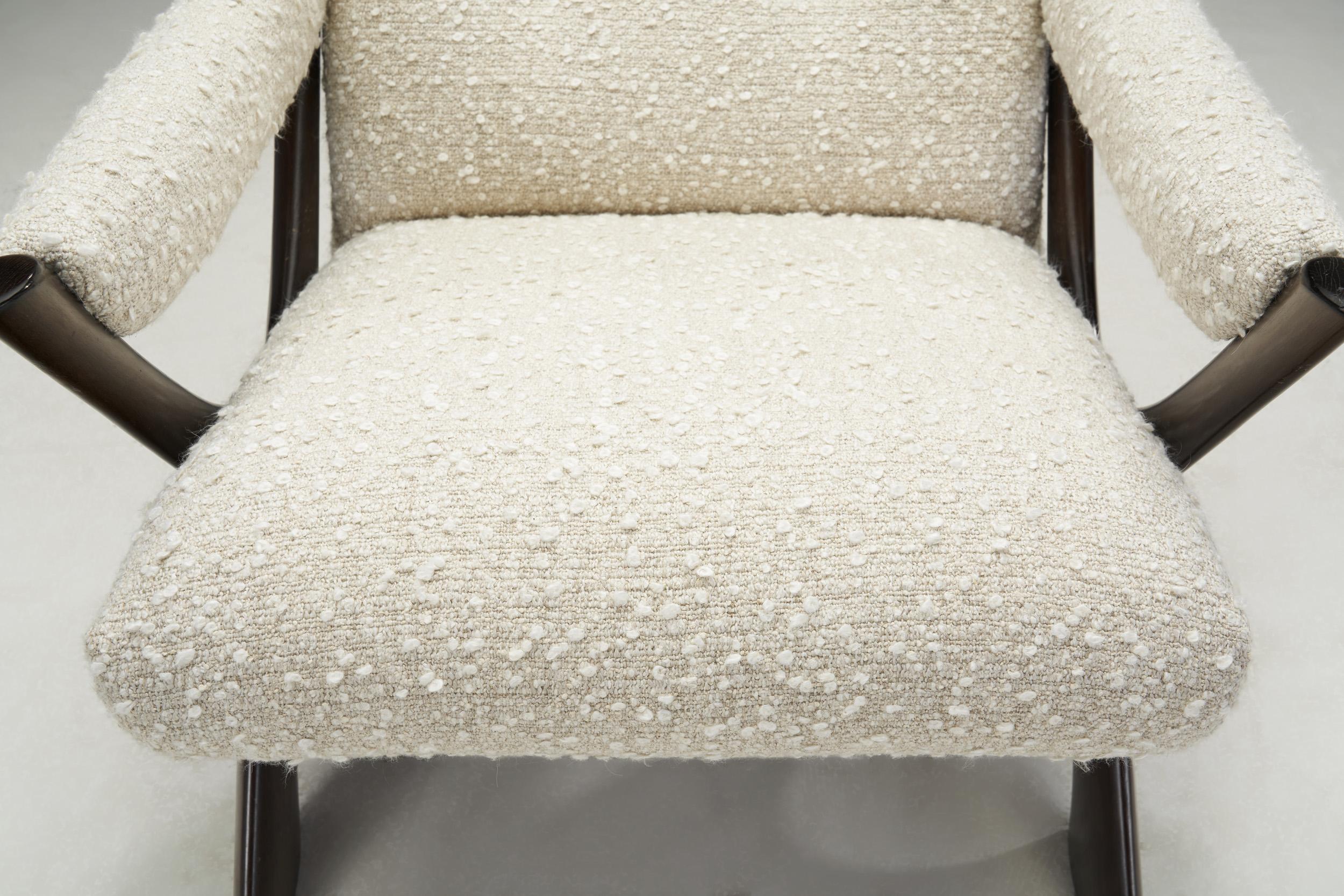 Bouclé Rare paire de fauteuils 