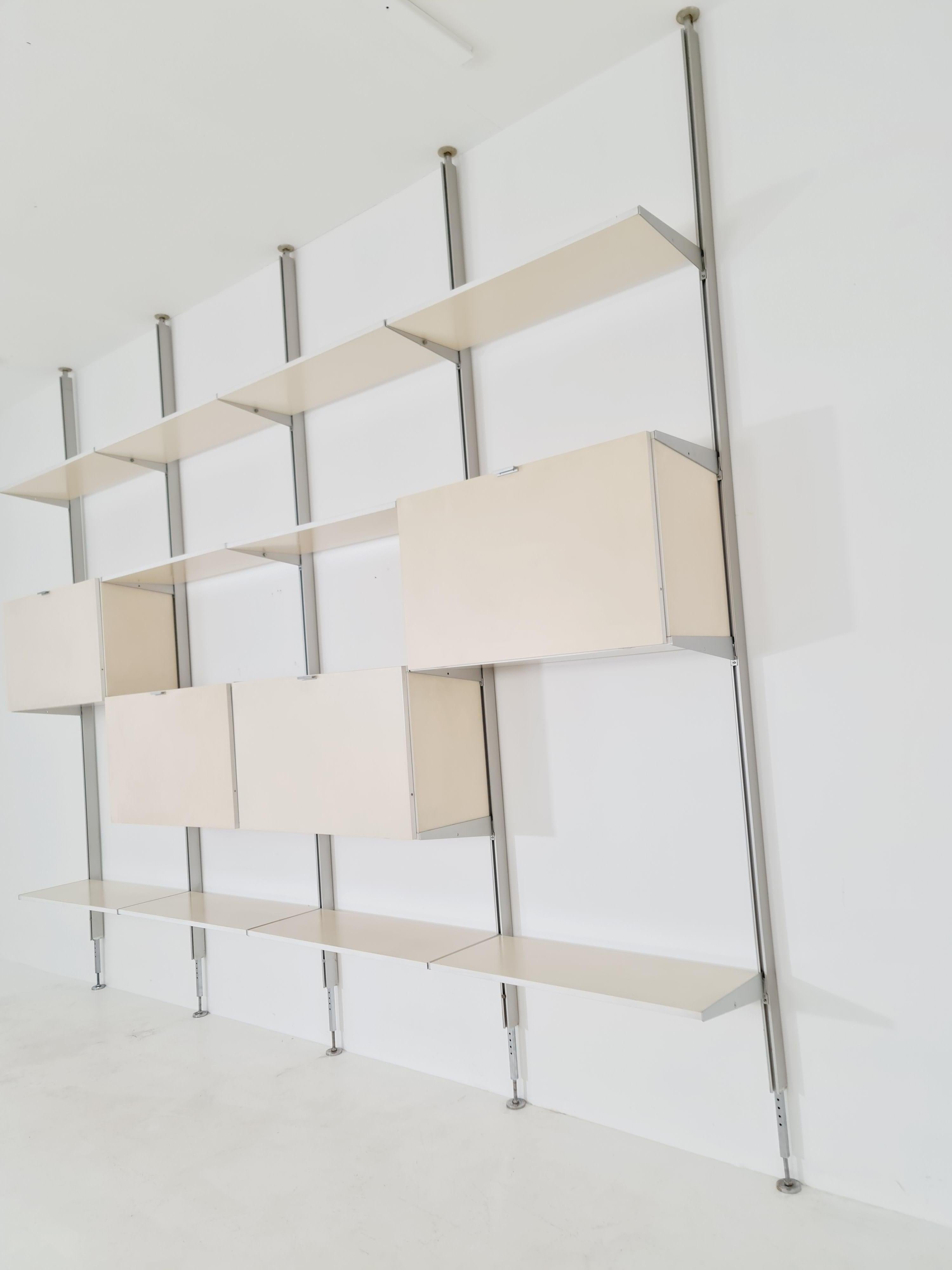 Rare Free Standing Modular George Nelson Wall Unit Bookcase, Herman Miller Inter In Excellent Condition For Sale In Gaggenau, DE