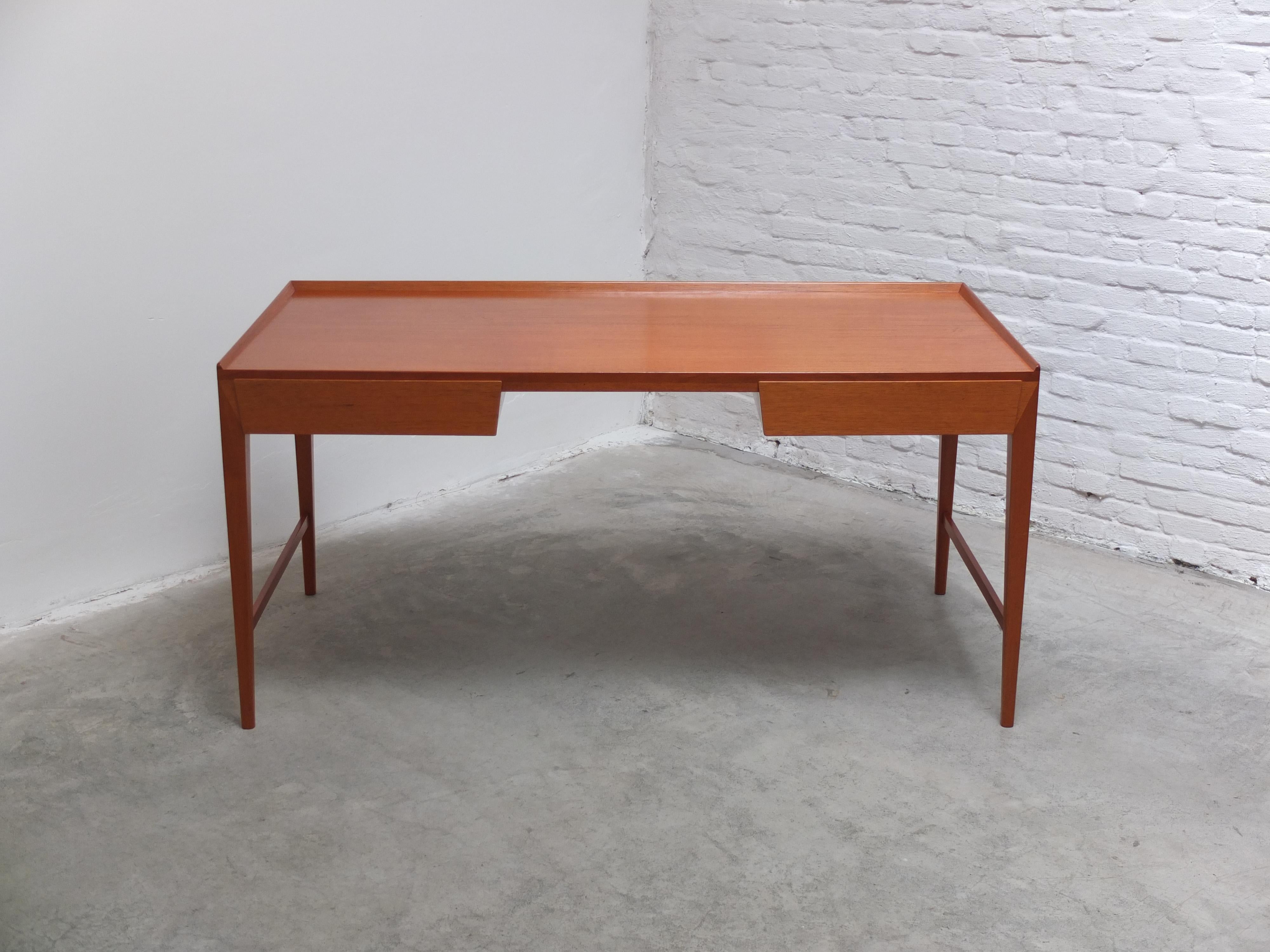 20th Century Rare Freestanding Desk by Frode Holm for Illums Bollighus, 1950s For Sale