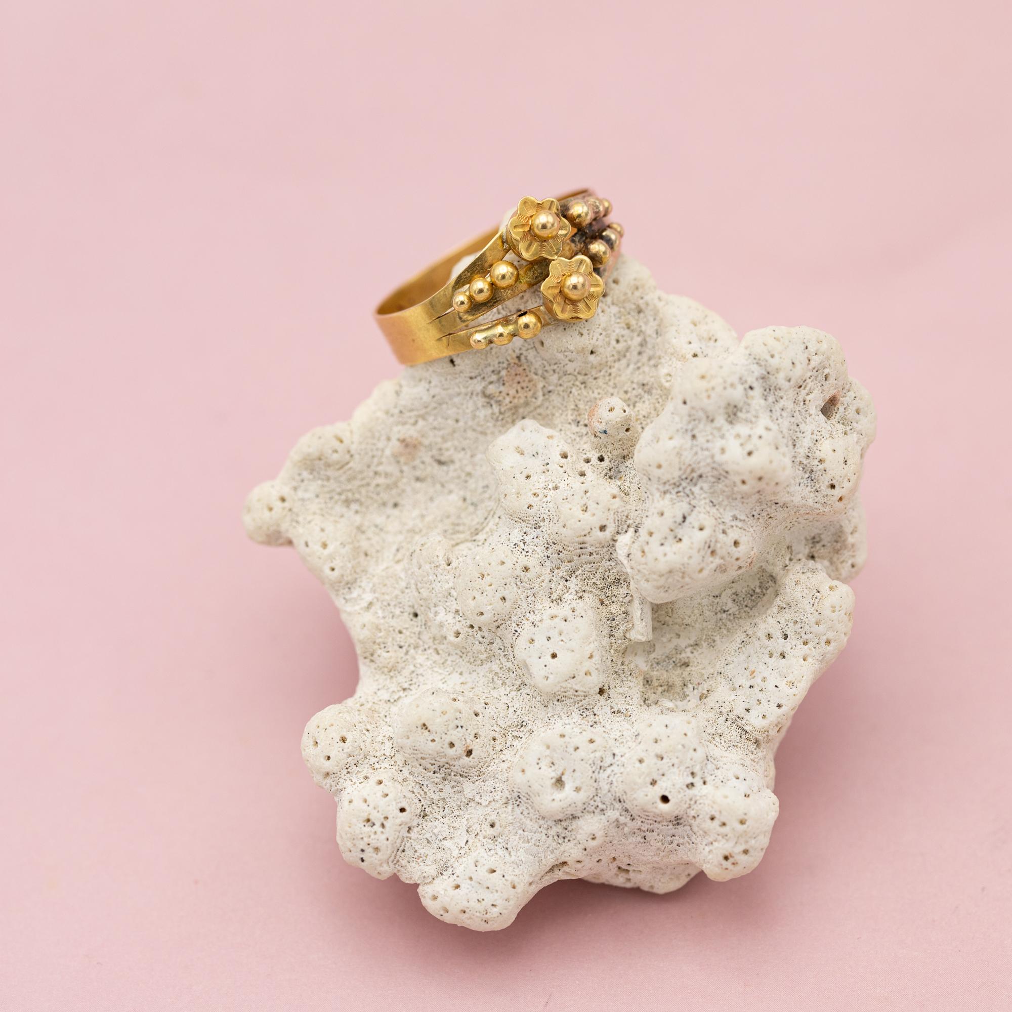 Rare French 18k gold antique flower ring - Napoleon III - Victorian flower jewel 4