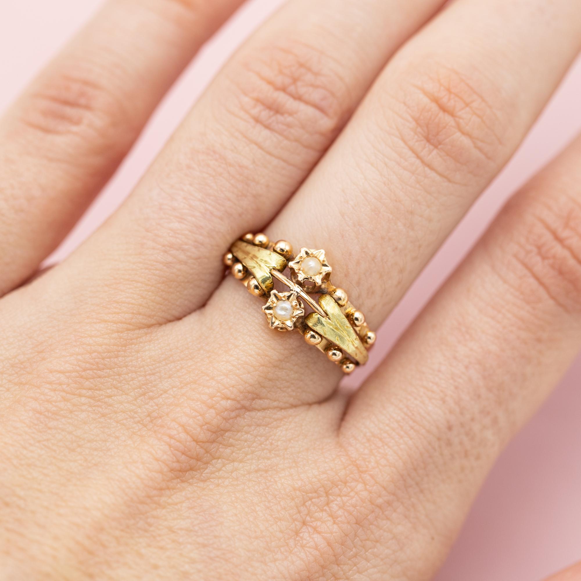 Round Cut Rare French 18k gold antique flower ring - Napoleon III - Victorian pearl jewel
