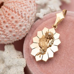 Rare French 18K Victorian Locket - 18ct solid gold photo locket pendant - flower