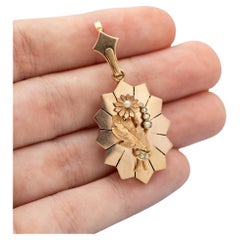 Rare French 18K Victorian Locket - 18ct solid gold photo locket pendant - flower