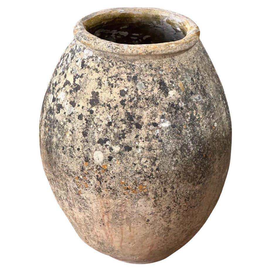 Rare Beautiful 18th Century Italian Stone Hanging Font For Sale at 1stDibs