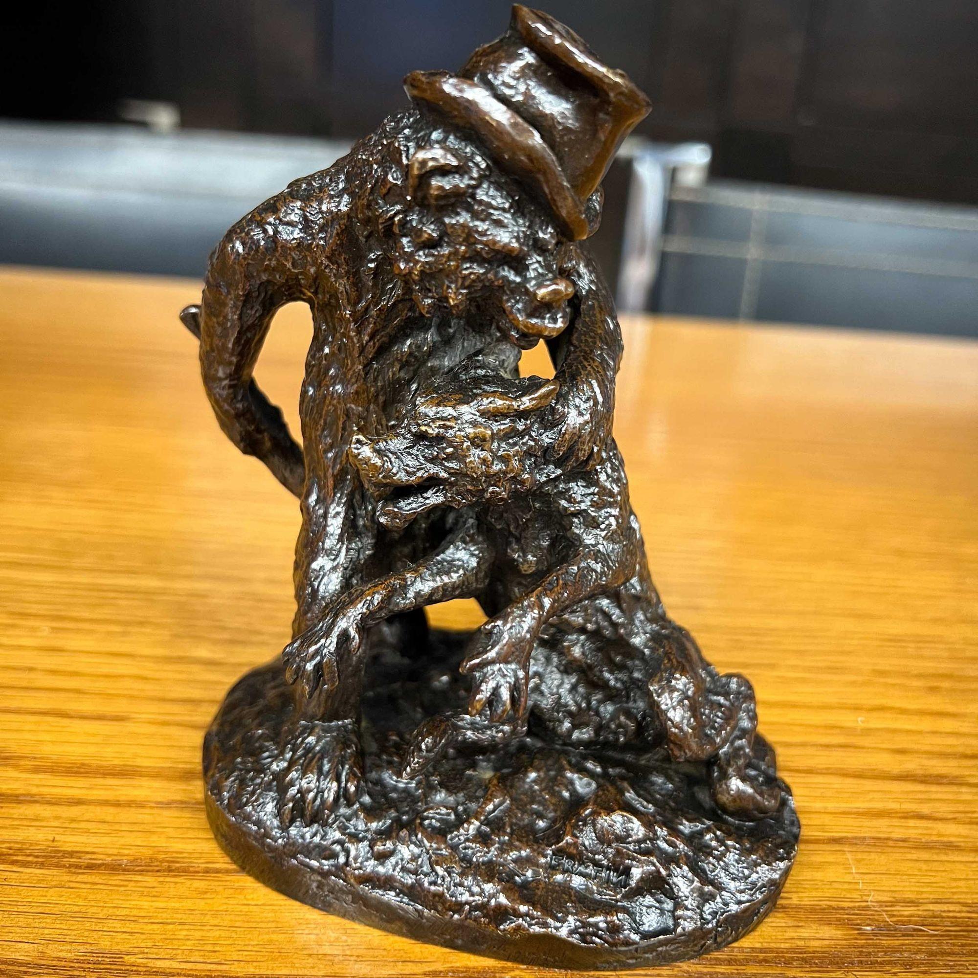 Rare French Antique Bronze Sculpture “Bear with Wolf” by Christophe Fratin 9