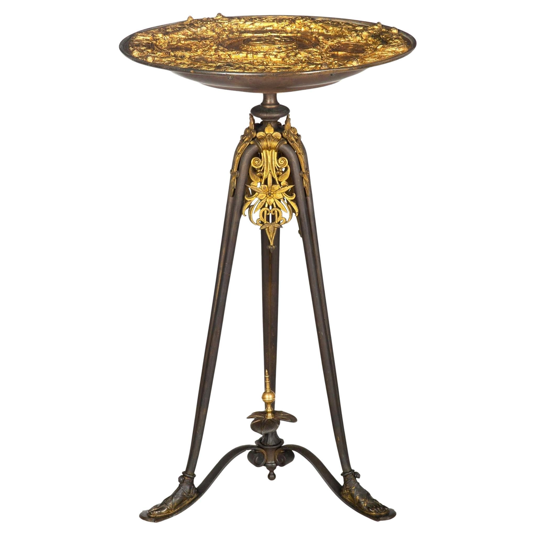 Rare table d'appoint à trépied mythologique ancienne française par Tiffany & Co. circa 1880 en vente