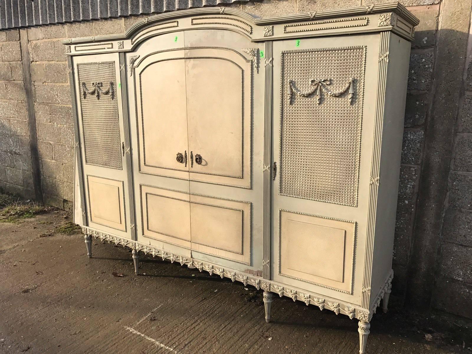 Rare French Antique Vintage Original Paint Armoire, Four-Door, Suite, Rattan In Good Condition For Sale In Lingfield, West Sussex