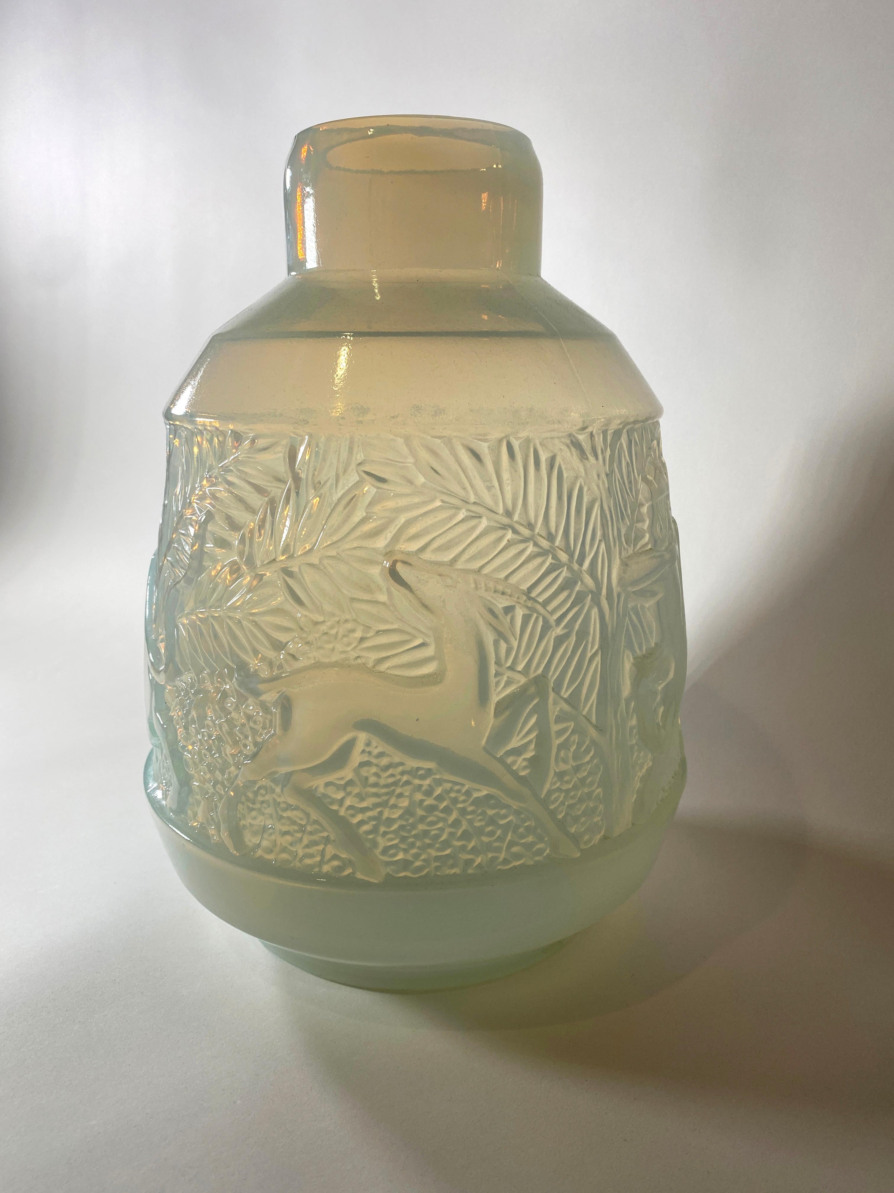 Rare French Art Deco Iridescent Glass Vase, Etling For Sale 2