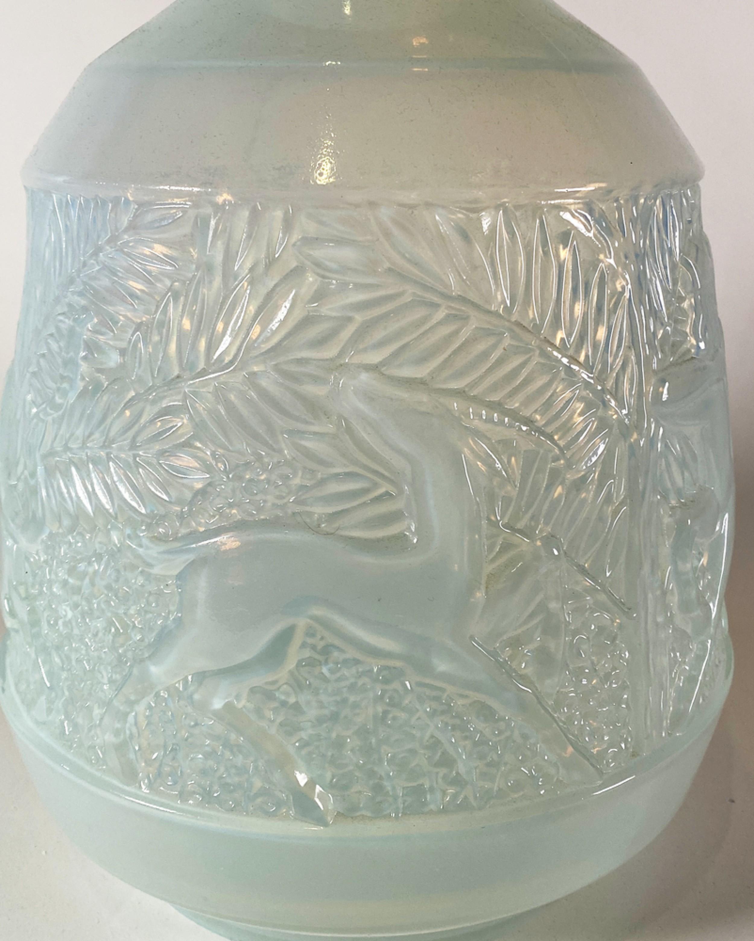 Raro vaso di vetro iridescente francese Art Déco, Etling in vendita 1