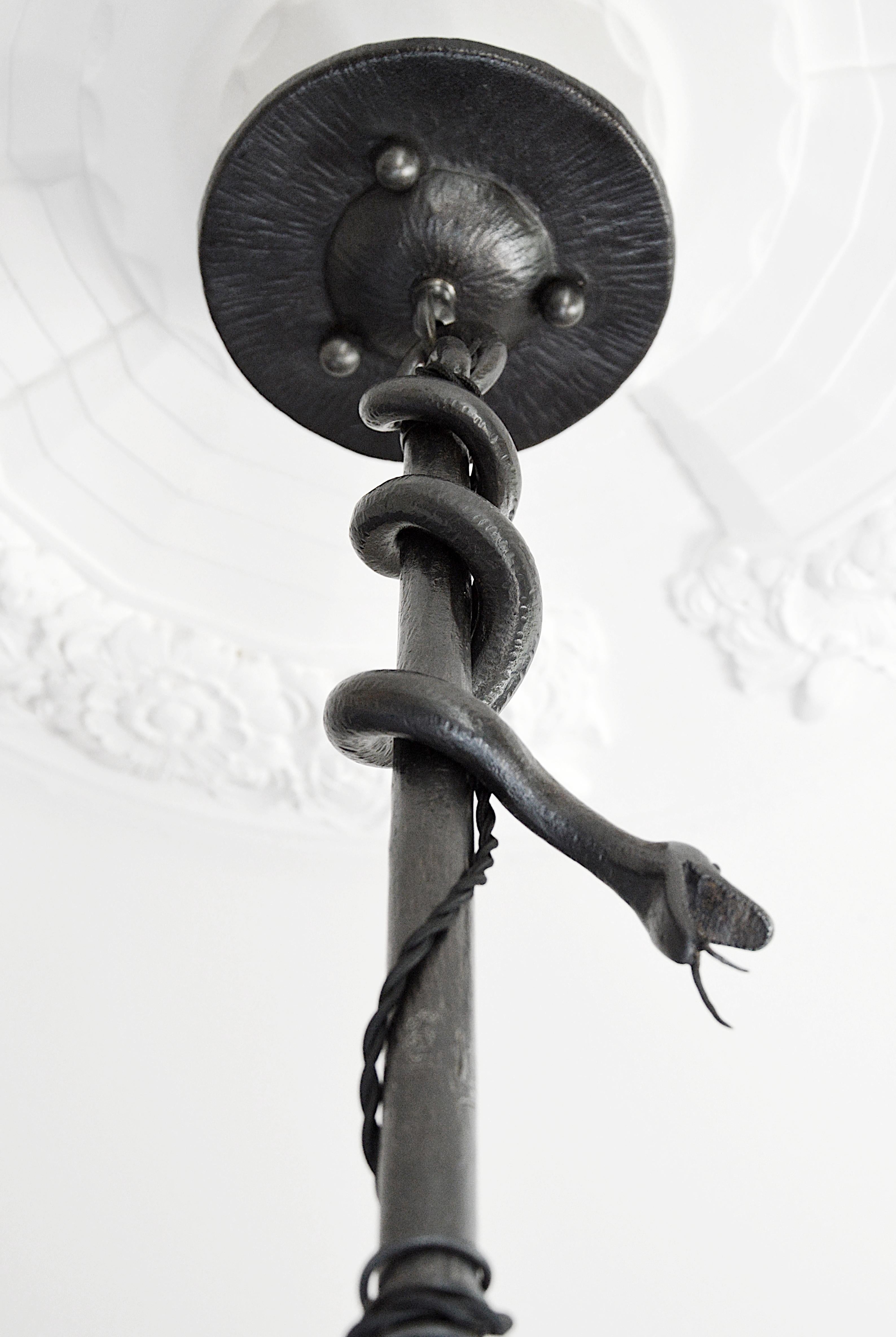 Rare French Art Deco Wrought-Iron Snake and Alabaster Pendant Chandelier, 1920 For Sale 4