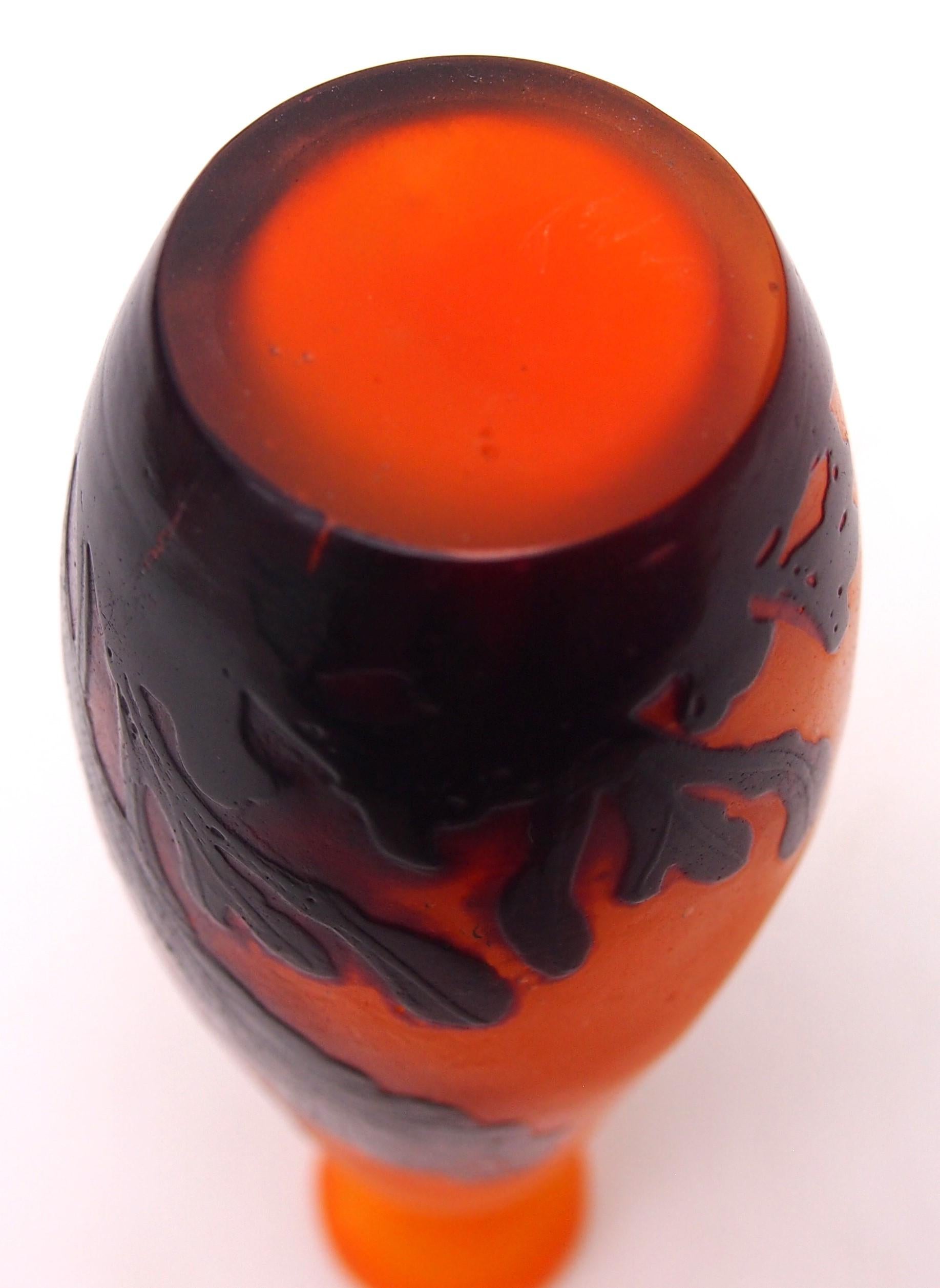 Rare French Art Nouveau Emile Galle Cameo Glass Vase Seaweed -Wartime Production For Sale 1
