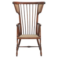 Seltene Französisch Arts and Craft hohe Rückenlehne Spindel Wood geflügelten gepolsterten Sessel 