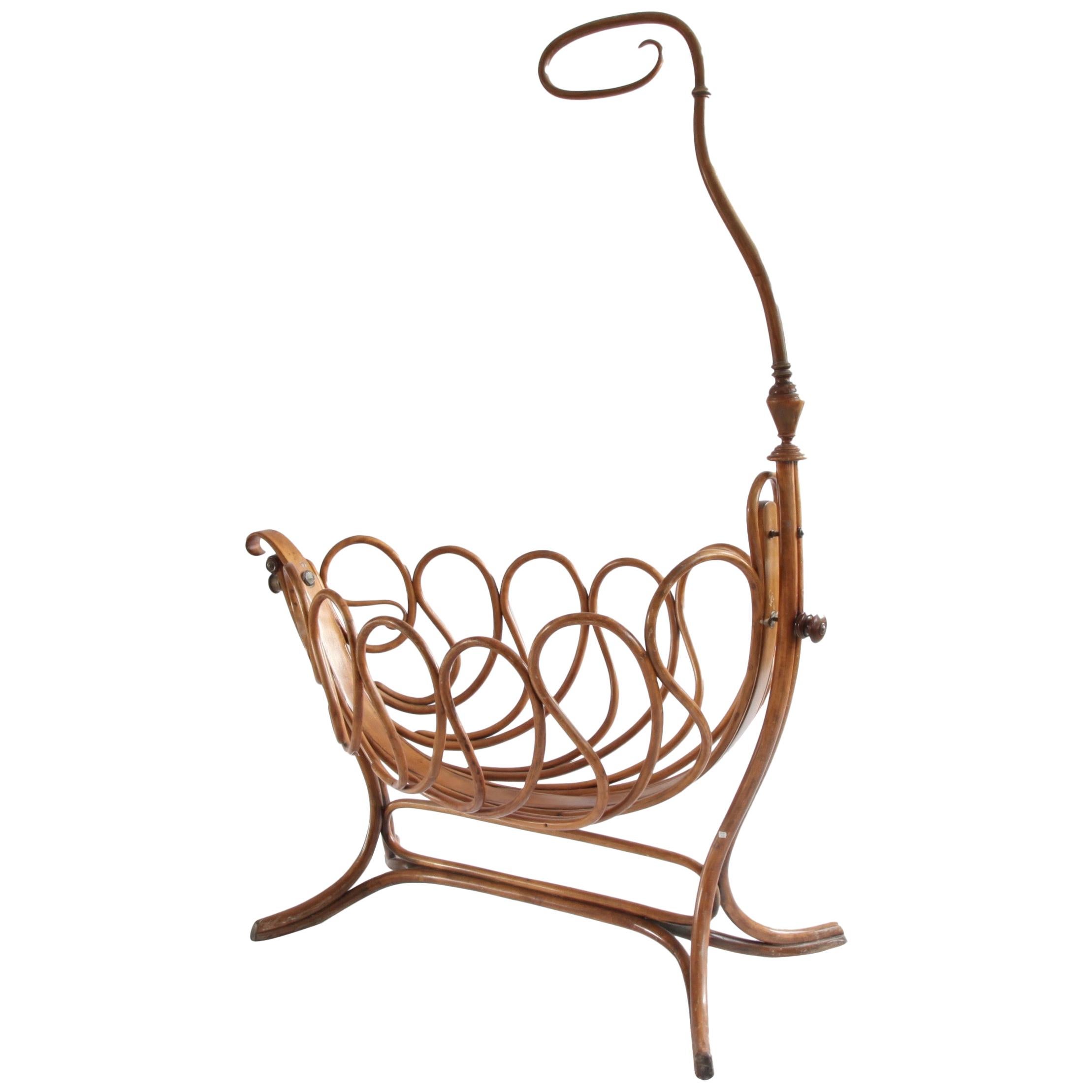 Rare French Bentwood Cradle in the Thonet Style, Late 19th Century For Sale